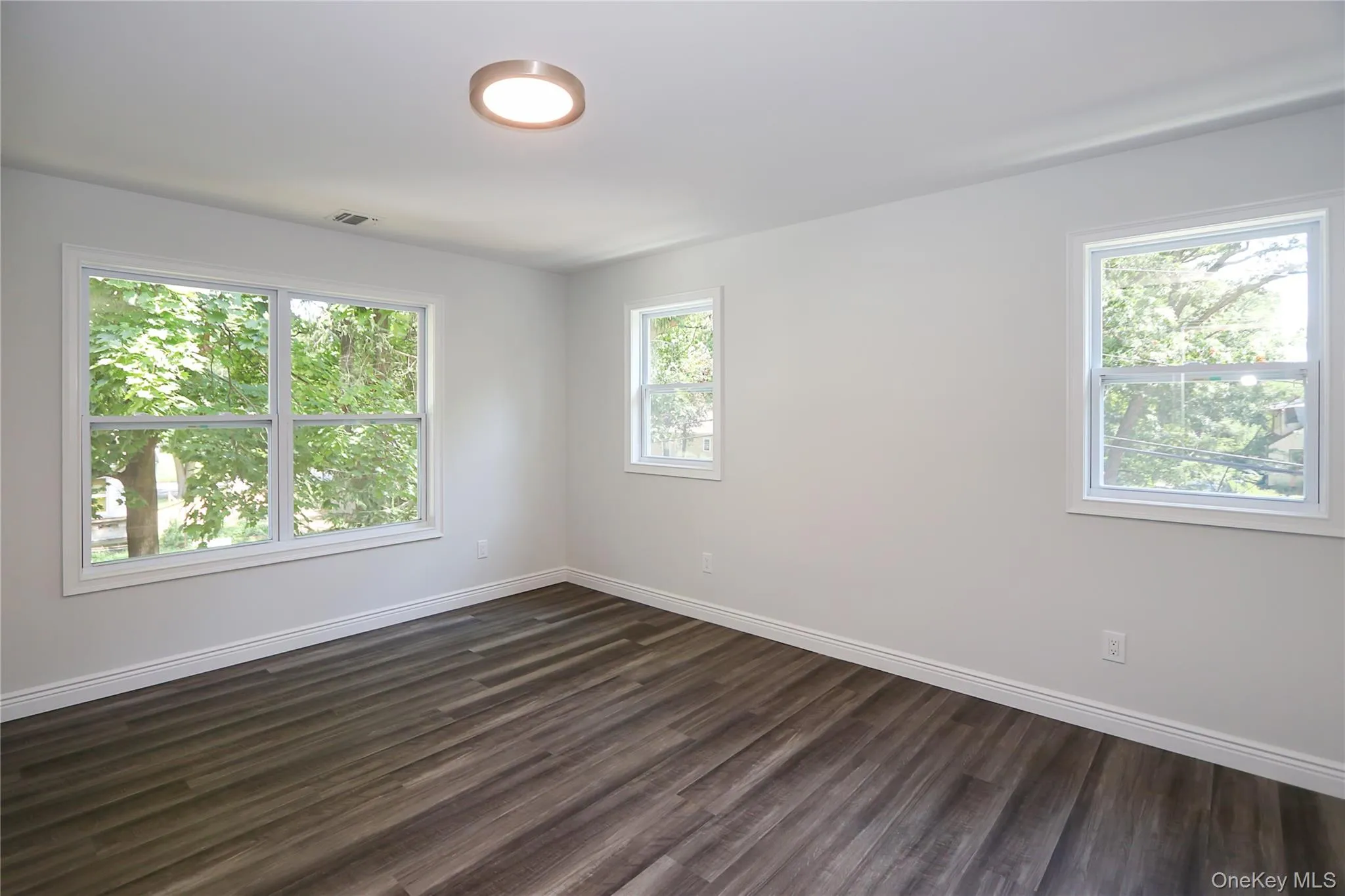 245 New Avenue, Babylon, NY, 3 Bedrooms Bedrooms, 6 Rooms Rooms,3 BathroomsBathrooms,Residential,For Rent,New,0,1018758 245 New Avenue, Babylon, NY, 3 Bedrooms Bedrooms, 6 Rooms Rooms,3 BathroomsBathrooms,Residential,For Rent,New,0,1018758