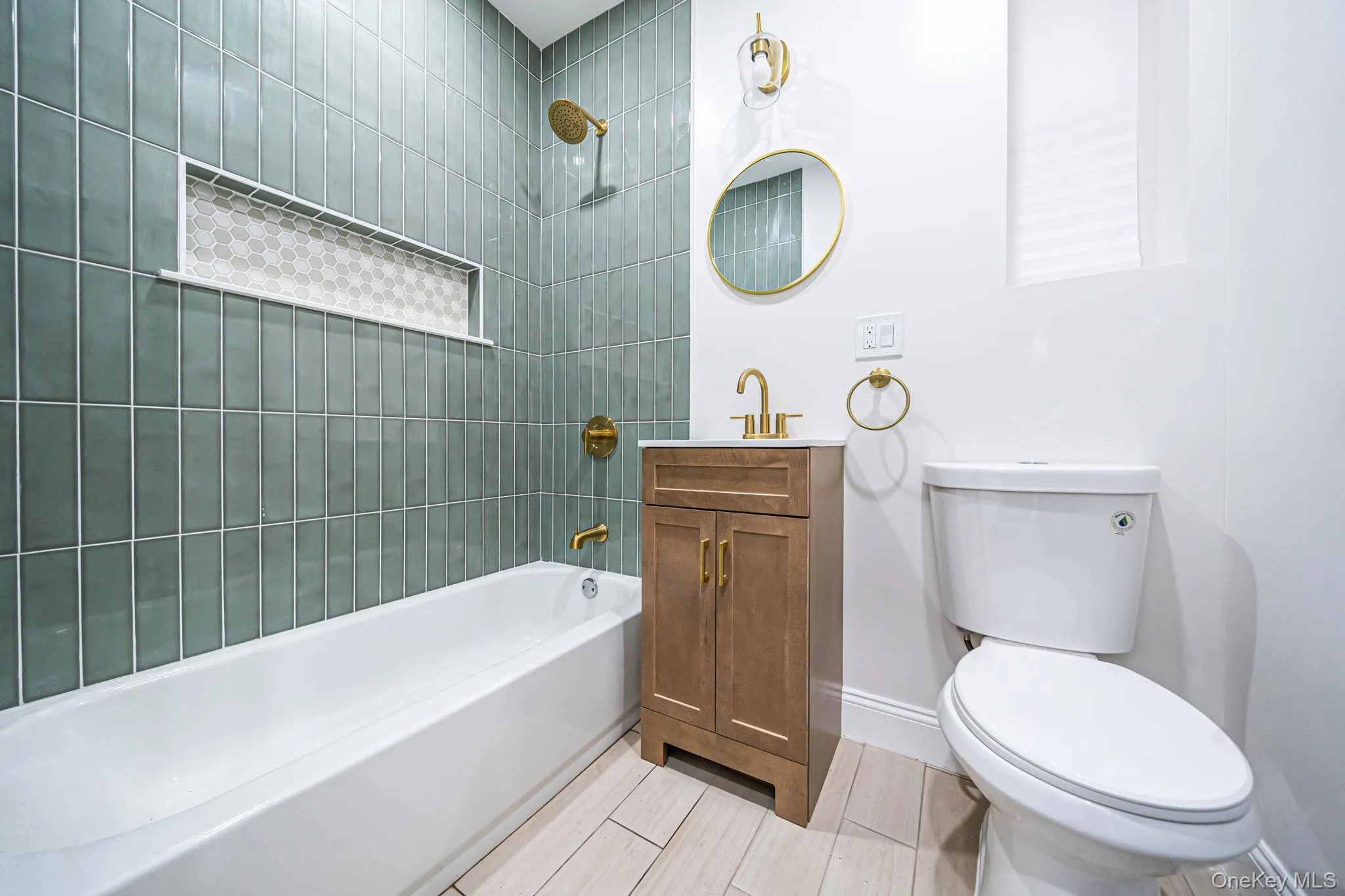 2775 Pond Place, New York, NY, 2 Bedrooms Bedrooms, 3 Rooms Rooms,1 BathroomBathrooms,Residential Lease,For Rent,Pond,0,KEY1018759 2775 Pond Place, New York, NY, 2 Bedrooms Bedrooms, 3 Rooms Rooms,1 BathroomBathrooms,Residential Lease,For Rent,Pond,0,KEY1018759