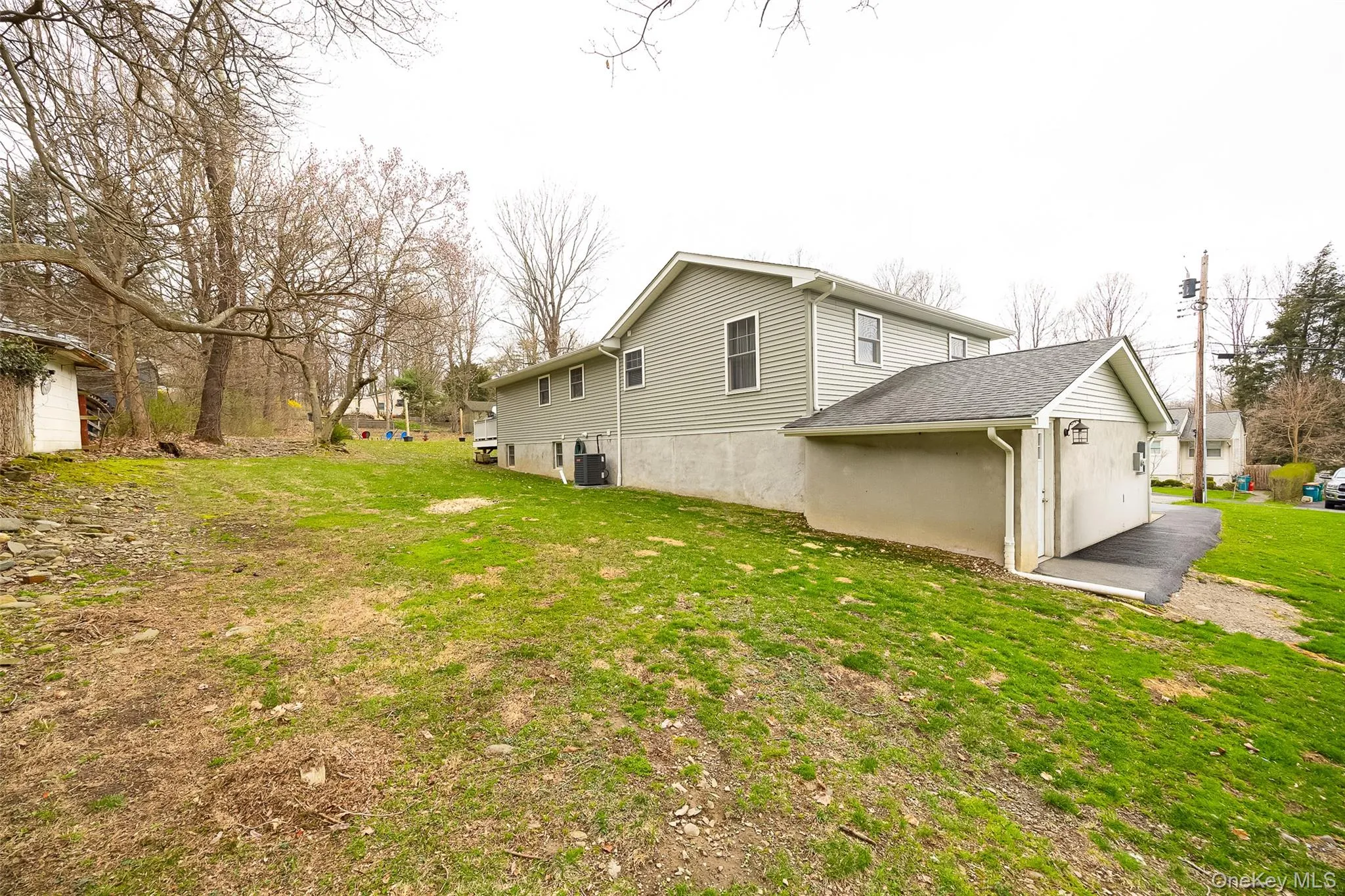 8 Willow Road, Beacon, NY, 3 Bedrooms Bedrooms, 11 Rooms Rooms,3 BathroomsBathrooms,Residential,For Rent,Willow,0,KEY1018763 8 Willow Road, Beacon, NY, 3 Bedrooms Bedrooms, 11 Rooms Rooms,3 BathroomsBathrooms,Residential,For Rent,Willow,0,KEY1018763