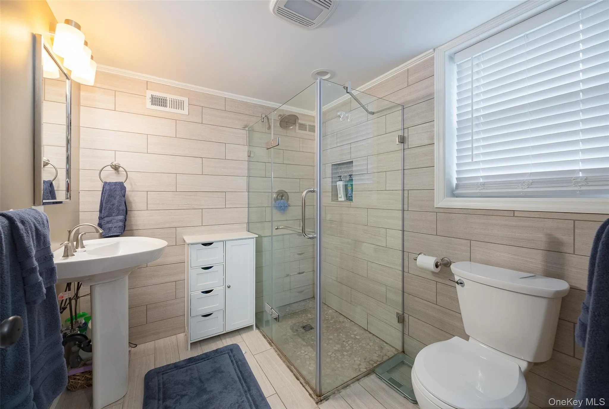 8 Willow Road, Beacon, NY, 3 Bedrooms Bedrooms, 11 Rooms Rooms,3 BathroomsBathrooms,Residential,For Rent,Willow,0,KEY1018763 8 Willow Road, Beacon, NY, 3 Bedrooms Bedrooms, 11 Rooms Rooms,3 BathroomsBathrooms,Residential,For Rent,Willow,0,KEY1018763