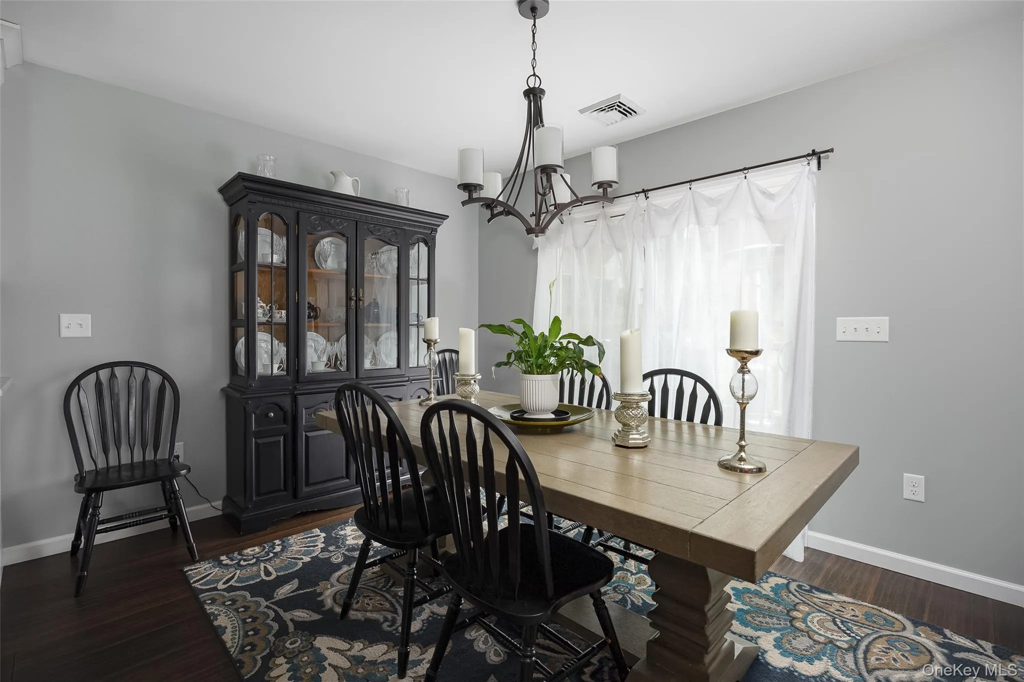 8 Willow Road, Beacon, NY, 3 Bedrooms Bedrooms, 11 Rooms Rooms,3 BathroomsBathrooms,Residential,For Rent,Willow,0,KEY1018763 8 Willow Road, Beacon, NY, 3 Bedrooms Bedrooms, 11 Rooms Rooms,3 BathroomsBathrooms,Residential,For Rent,Willow,0,KEY1018763