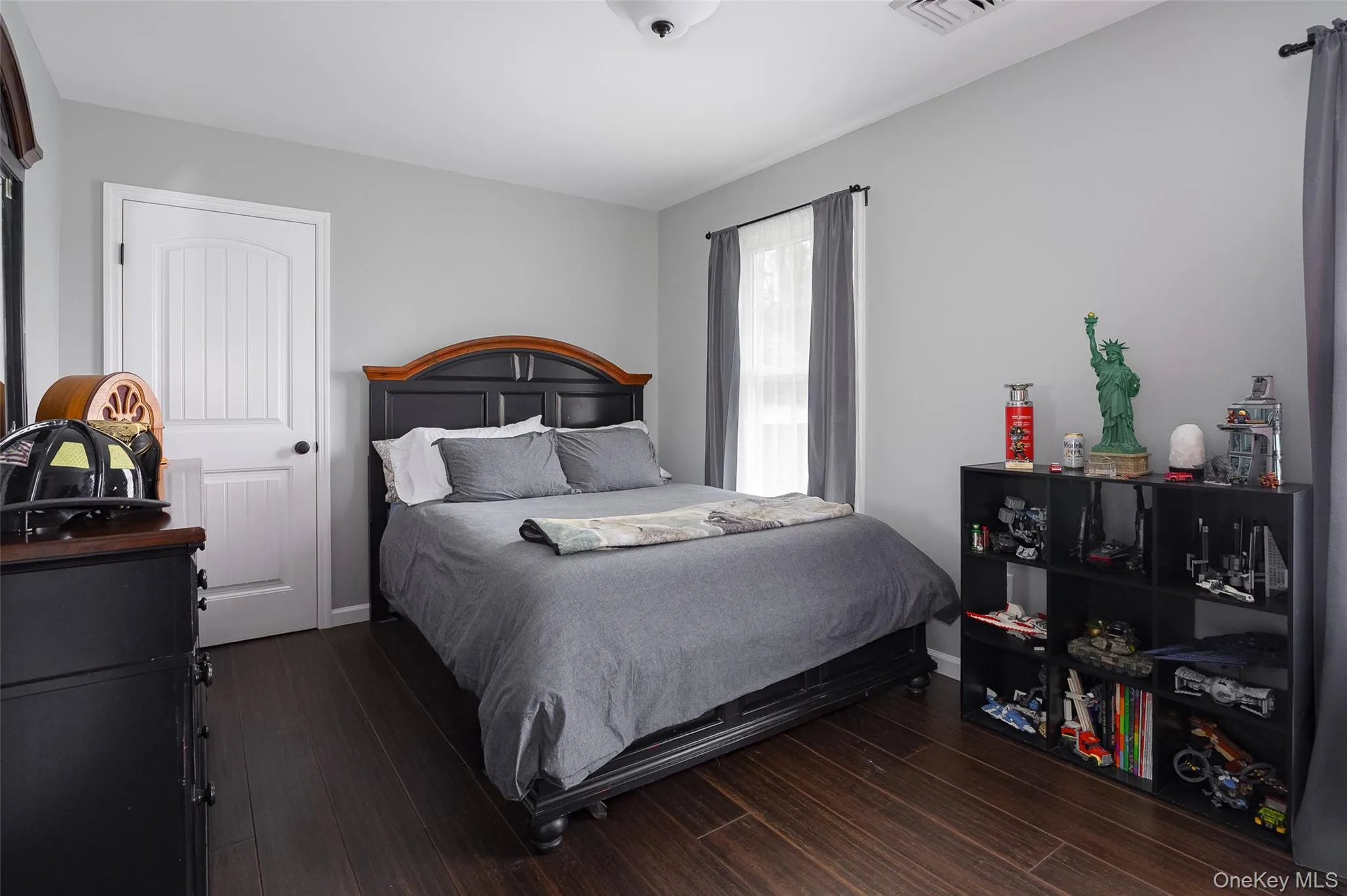 8 Willow Road, Beacon, NY, 3 Bedrooms Bedrooms, 11 Rooms Rooms,3 BathroomsBathrooms,Residential,For Rent,Willow,0,KEY1018763 8 Willow Road, Beacon, NY, 3 Bedrooms Bedrooms, 11 Rooms Rooms,3 BathroomsBathrooms,Residential,For Rent,Willow,0,KEY1018763