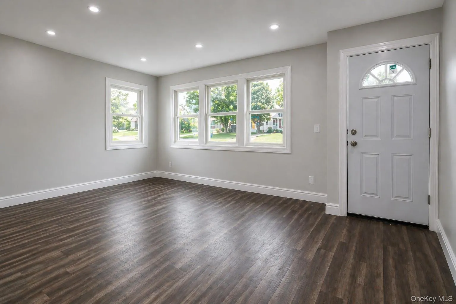 9 Emerald Lane, Babylon, NY, 2 Bedrooms Bedrooms, 5 Rooms Rooms,1 BathroomBathrooms,Residential,For Rent,Emerald,0,KEY1018767 9 Emerald Lane, Babylon, NY, 2 Bedrooms Bedrooms, 5 Rooms Rooms,1 BathroomBathrooms,Residential,For Rent,Emerald,0,KEY1018767