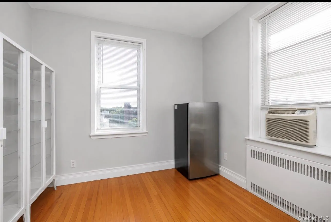 114-20 Queens Boulevard, New York, NY, 2 Bedrooms Bedrooms, 4 Rooms Rooms,1 BathroomBathrooms,Residential,For Rent,Queens,0,1018772 114-20 Queens Boulevard, New York, NY, 2 Bedrooms Bedrooms, 4 Rooms Rooms,1 BathroomBathrooms,Residential,For Rent,Queens,0,1018772