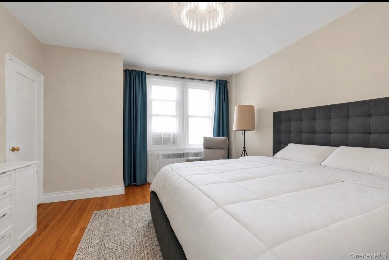 114-20 Queens Boulevard, New York, NY, 2 Bedrooms Bedrooms, 4 Rooms Rooms,1 BathroomBathrooms,Residential,For Rent,Queens,0,1018772 114-20 Queens Boulevard, New York, NY, 2 Bedrooms Bedrooms, 4 Rooms Rooms,1 BathroomBathrooms,Residential,For Rent,Queens,0,1018772