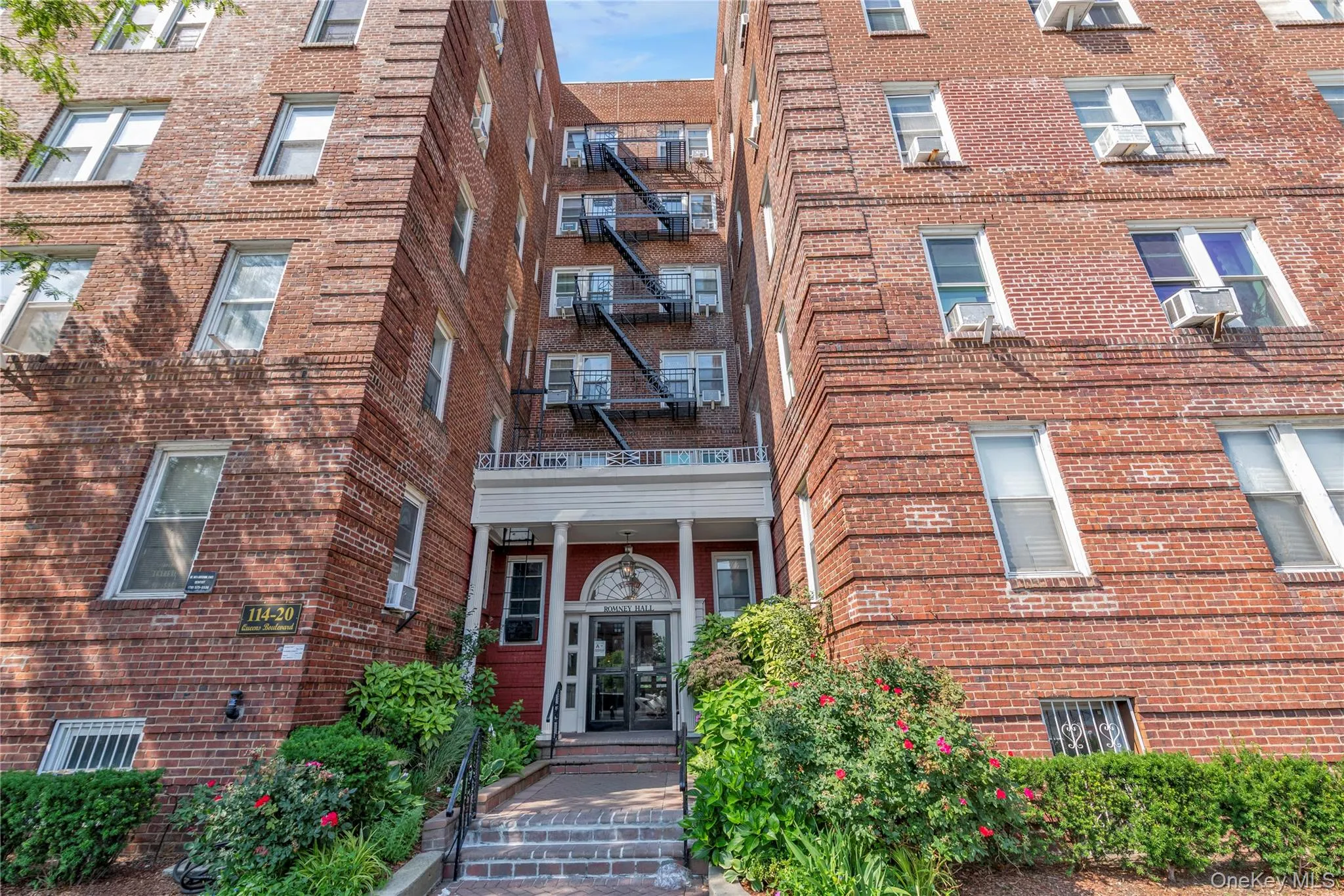 114-20 Queens Boulevard, New York, NY, 2 Bedrooms Bedrooms, 4 Rooms Rooms,1 BathroomBathrooms,Residential,For Rent,Queens,0,1018772 114-20 Queens Boulevard, New York, NY, 2 Bedrooms Bedrooms, 4 Rooms Rooms,1 BathroomBathrooms,Residential,For Rent,Queens,0,1018772