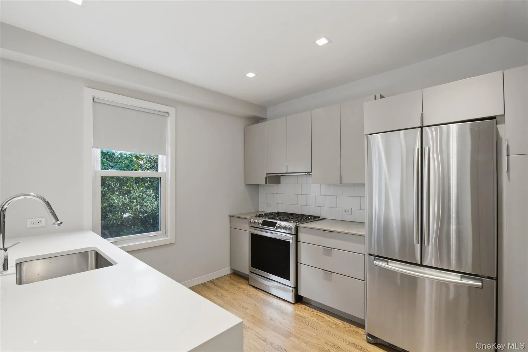 17 Dutcher Street, Greenburgh, NY, 3 Bedrooms Bedrooms, 7 Rooms Rooms,2 BathroomsBathrooms,Residential Lease,For Rent,Dutcher,0,KEY1018776 17 Dutcher Street, Greenburgh, NY, 3 Bedrooms Bedrooms, 7 Rooms Rooms,2 BathroomsBathrooms,Residential Lease,For Rent,Dutcher,0,KEY1018776
