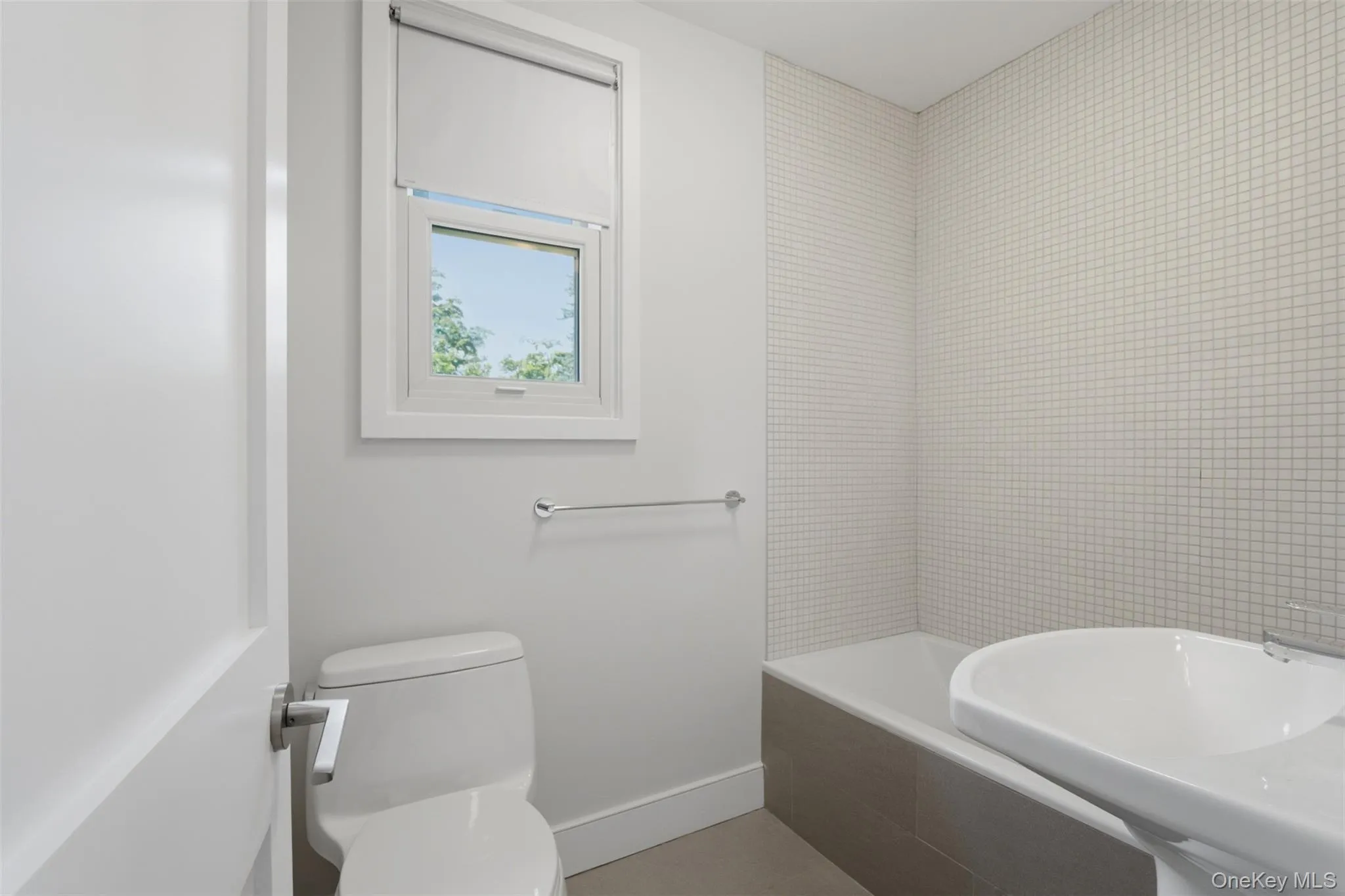 17 Dutcher Street, Greenburgh, NY, 3 Bedrooms Bedrooms, 7 Rooms Rooms,2 BathroomsBathrooms,Residential Lease,For Rent,Dutcher,0,KEY1018776 17 Dutcher Street, Greenburgh, NY, 3 Bedrooms Bedrooms, 7 Rooms Rooms,2 BathroomsBathrooms,Residential Lease,For Rent,Dutcher,0,KEY1018776