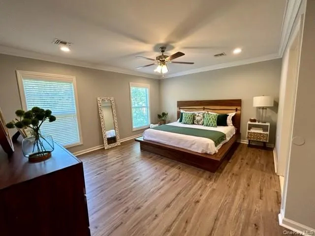 408 Pine Creek Road, Islip, NY, 2 Bedrooms Bedrooms, 5 Rooms Rooms,1 BathroomBathrooms,Residential Lease,For Rent,Pine Creek,0,1018777 408 Pine Creek Road, Islip, NY, 2 Bedrooms Bedrooms, 5 Rooms Rooms,1 BathroomBathrooms,Residential Lease,For Rent,Pine Creek,0,1018777