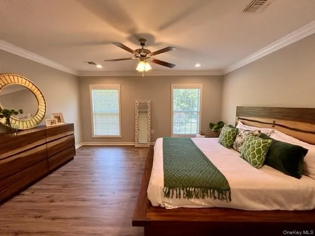 408 Pine Creek Road, Islip, NY, 2 Bedrooms Bedrooms, 5 Rooms Rooms,1 BathroomBathrooms,Residential Lease,For Rent,Pine Creek,0,1018777 408 Pine Creek Road, Islip, NY, 2 Bedrooms Bedrooms, 5 Rooms Rooms,1 BathroomBathrooms,Residential Lease,For Rent,Pine Creek,0,1018777
