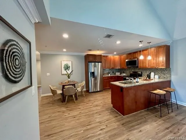 408 Pine Creek Road, Islip, NY, 2 Bedrooms Bedrooms, 5 Rooms Rooms,1 BathroomBathrooms,Residential Lease,For Rent,Pine Creek,0,1018777 408 Pine Creek Road, Islip, NY, 2 Bedrooms Bedrooms, 5 Rooms Rooms,1 BathroomBathrooms,Residential Lease,For Rent,Pine Creek,0,1018777