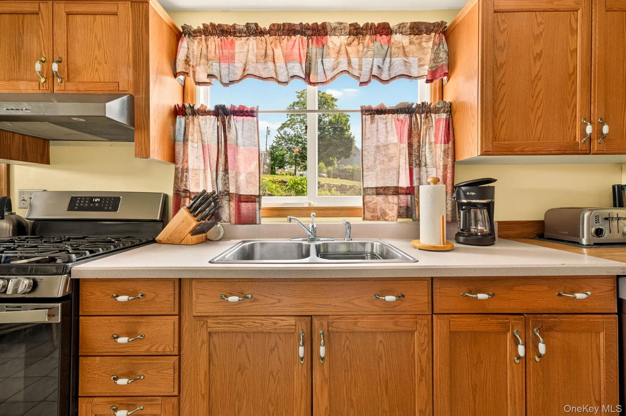 101 Bridge Street, Saugerties, NY, 1 Bedroom Bedrooms, 3 Rooms Rooms,1 BathroomBathrooms,Residential,For Rent,Bridge,0,1018782 101 Bridge Street, Saugerties, NY, 1 Bedroom Bedrooms, 3 Rooms Rooms,1 BathroomBathrooms,Residential,For Rent,Bridge,0,1018782