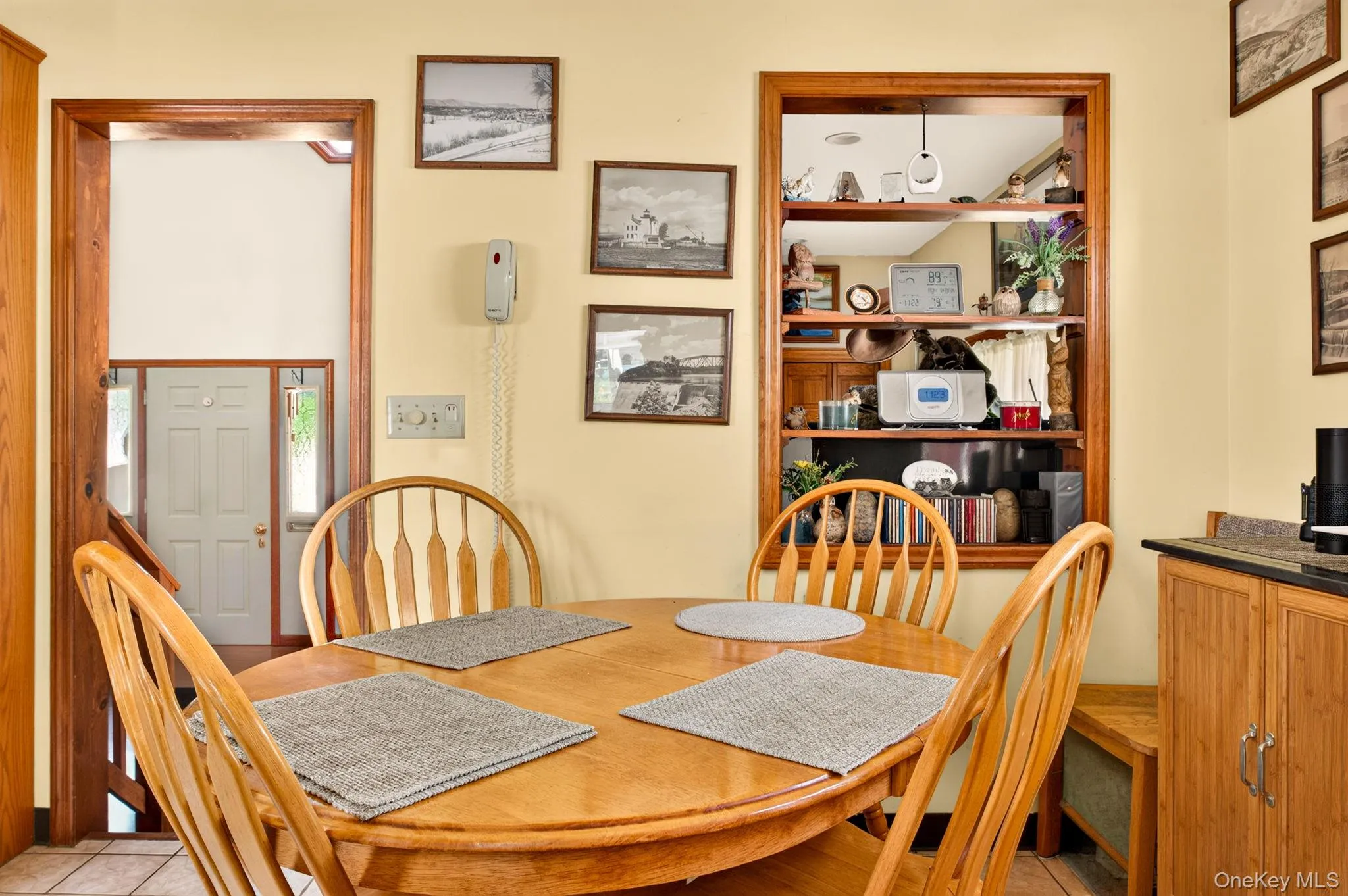 101 Bridge Street, Saugerties, NY, 1 Bedroom Bedrooms, 3 Rooms Rooms,1 BathroomBathrooms,Residential,For Rent,Bridge,0,1018782 101 Bridge Street, Saugerties, NY, 1 Bedroom Bedrooms, 3 Rooms Rooms,1 BathroomBathrooms,Residential,For Rent,Bridge,0,1018782
