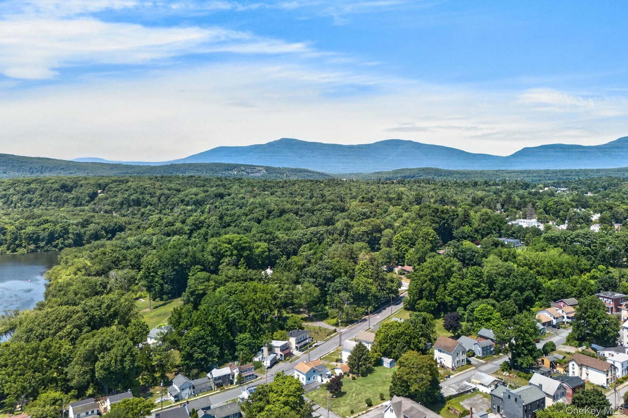 101 Bridge Street, Saugerties, NY, 1 Bedroom Bedrooms, 3 Rooms Rooms,1 BathroomBathrooms,Residential,For Rent,Bridge,0,1018782 101 Bridge Street, Saugerties, NY, 1 Bedroom Bedrooms, 3 Rooms Rooms,1 BathroomBathrooms,Residential,For Rent,Bridge,0,1018782