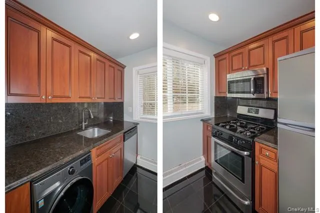 550 New Highway, Smithtown, NY, 1 Bedroom Bedrooms, 4 Rooms Rooms,1 BathroomBathrooms,Residential Lease,For Rent,New,0,1018784 550 New Highway, Smithtown, NY, 1 Bedroom Bedrooms, 4 Rooms Rooms,1 BathroomBathrooms,Residential Lease,For Rent,New,0,1018784