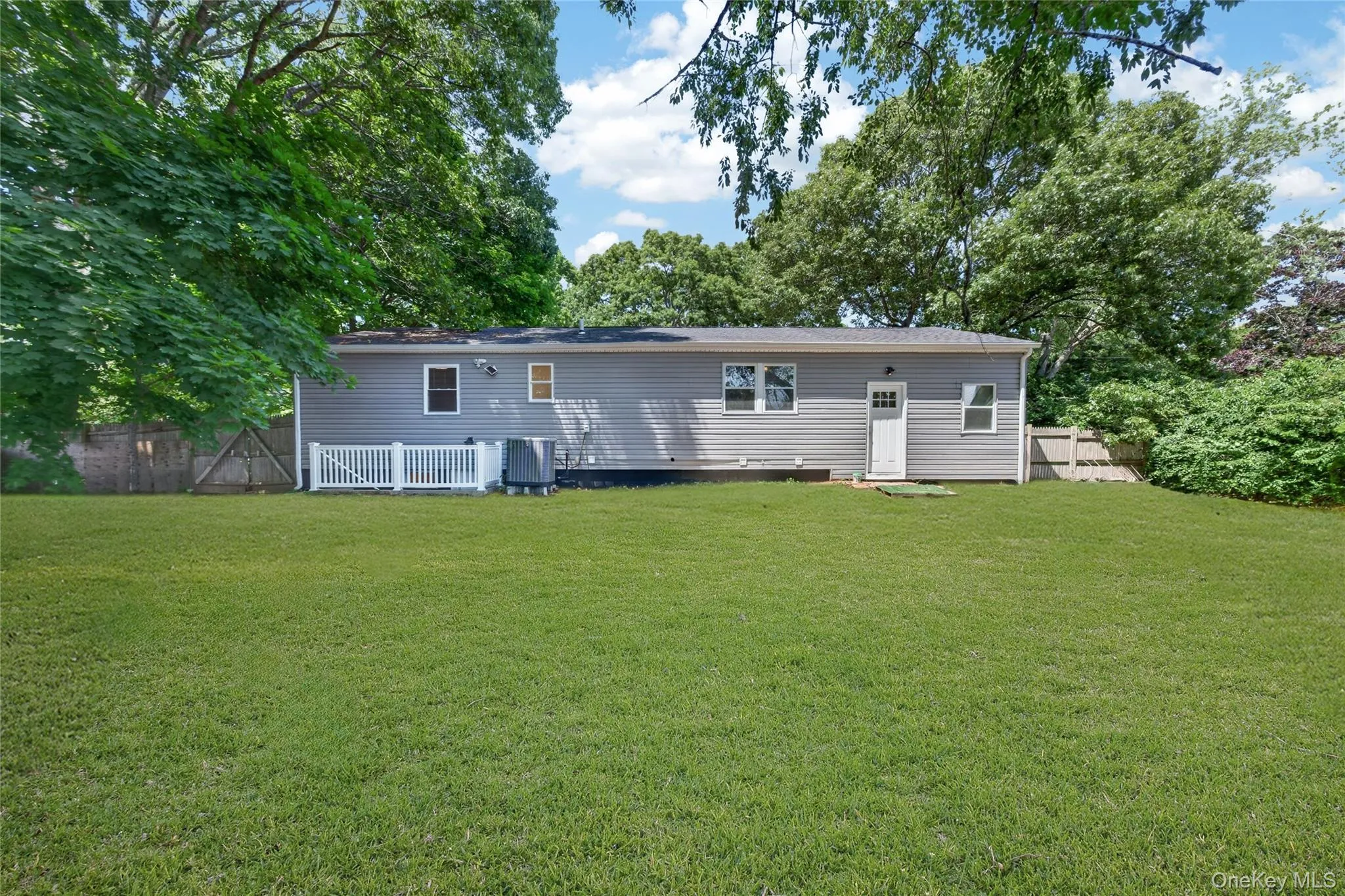 34 Pinetop Drive, Brookhaven, NY, 4 Bedrooms Bedrooms, 8 Rooms Rooms,3 BathroomsBathrooms,Residential,For Rent,Pinetop,0,KEY1018787 34 Pinetop Drive, Brookhaven, NY, 4 Bedrooms Bedrooms, 8 Rooms Rooms,3 BathroomsBathrooms,Residential,For Rent,Pinetop,0,KEY1018787