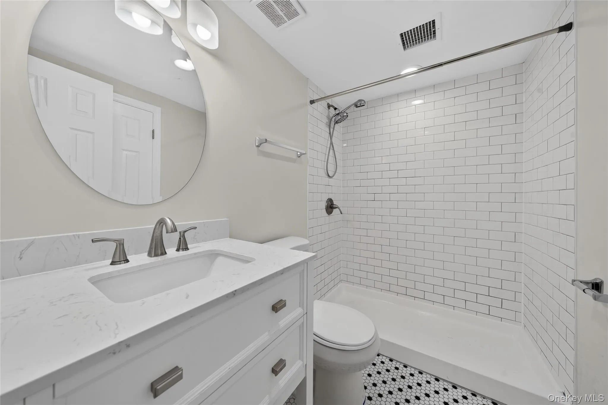 34 Pinetop Drive, Brookhaven, NY, 4 Bedrooms Bedrooms, 8 Rooms Rooms,3 BathroomsBathrooms,Residential,For Rent,Pinetop,0,KEY1018787 34 Pinetop Drive, Brookhaven, NY, 4 Bedrooms Bedrooms, 8 Rooms Rooms,3 BathroomsBathrooms,Residential,For Rent,Pinetop,0,KEY1018787