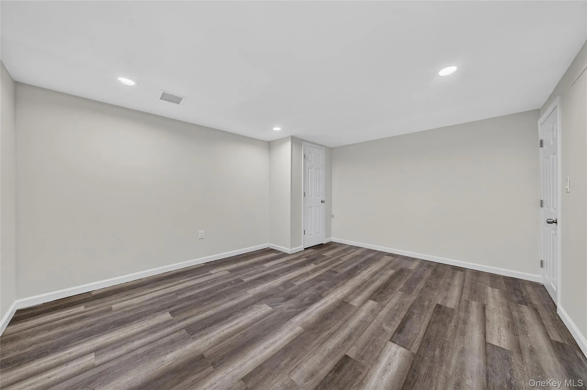 34 Pinetop Drive, Brookhaven, NY, 4 Bedrooms Bedrooms, 8 Rooms Rooms,3 BathroomsBathrooms,Residential,For Rent,Pinetop,0,KEY1018787 34 Pinetop Drive, Brookhaven, NY, 4 Bedrooms Bedrooms, 8 Rooms Rooms,3 BathroomsBathrooms,Residential,For Rent,Pinetop,0,KEY1018787