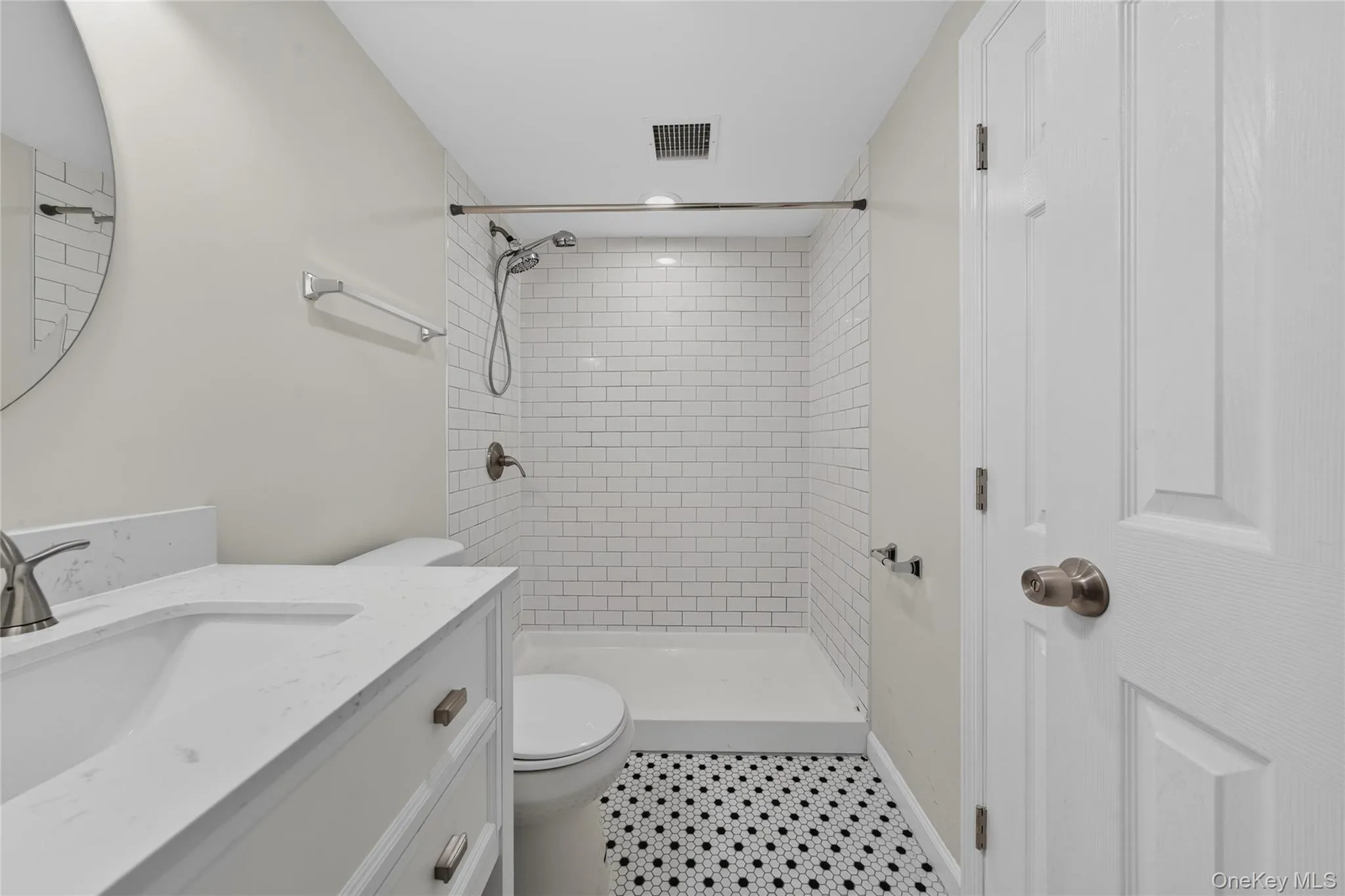 34 Pinetop Drive, Brookhaven, NY, 4 Bedrooms Bedrooms, 8 Rooms Rooms,3 BathroomsBathrooms,Residential,For Rent,Pinetop,0,KEY1018787 34 Pinetop Drive, Brookhaven, NY, 4 Bedrooms Bedrooms, 8 Rooms Rooms,3 BathroomsBathrooms,Residential,For Rent,Pinetop,0,KEY1018787