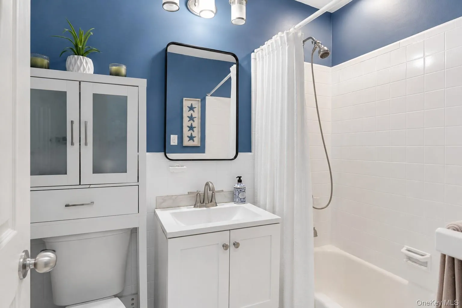 30 Grace Avenue, North Hempstead, NY, 1 Bedroom Bedrooms, 3 Rooms Rooms,1 BathroomBathrooms,Residential,For Rent,Grace,0,KEY1018790 30 Grace Avenue, North Hempstead, NY, 1 Bedroom Bedrooms, 3 Rooms Rooms,1 BathroomBathrooms,Residential,For Rent,Grace,0,KEY1018790