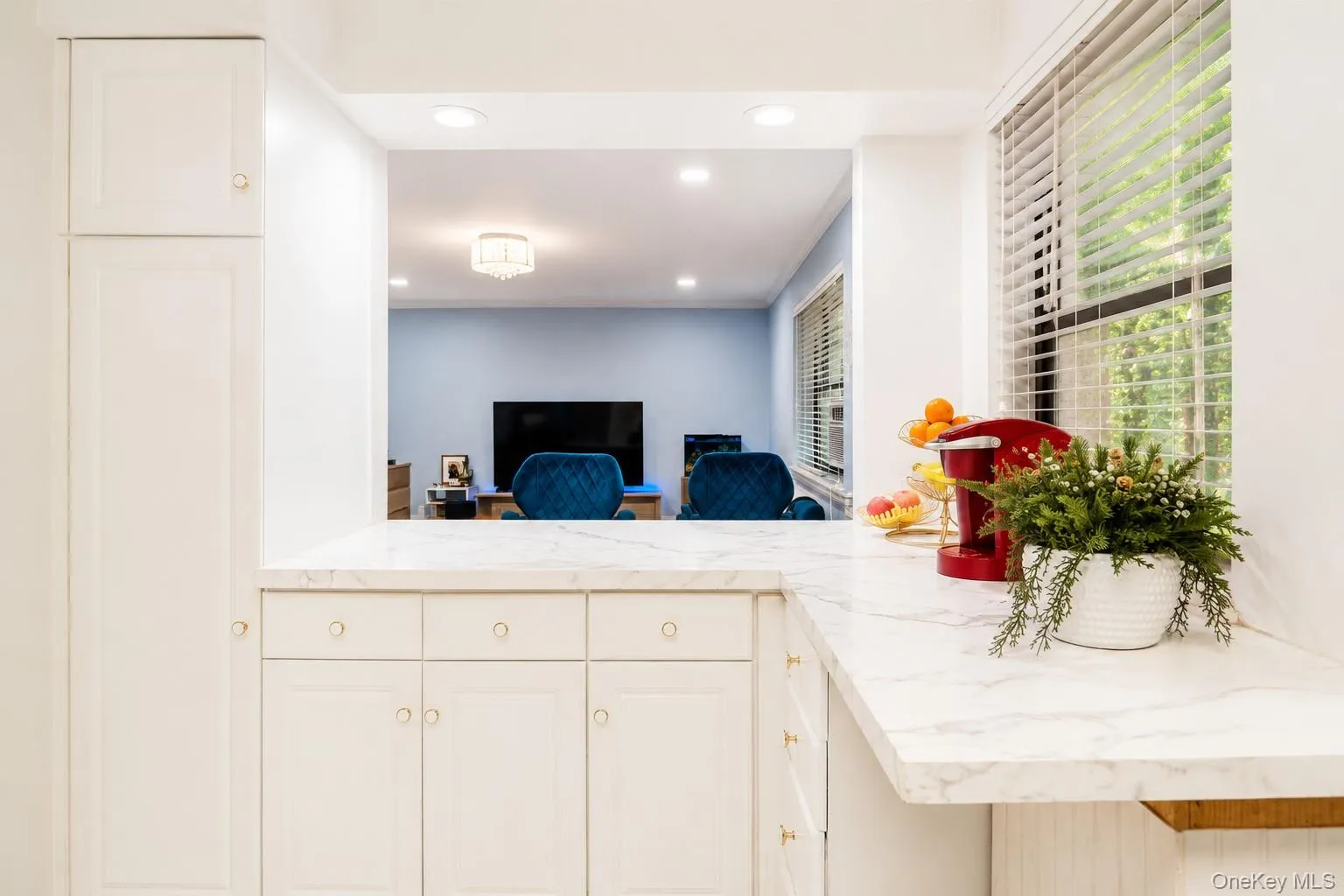 30 Grace Avenue, North Hempstead, NY, 1 Bedroom Bedrooms, 3 Rooms Rooms,1 BathroomBathrooms,Residential,For Rent,Grace,0,KEY1018790 30 Grace Avenue, North Hempstead, NY, 1 Bedroom Bedrooms, 3 Rooms Rooms,1 BathroomBathrooms,Residential,For Rent,Grace,0,KEY1018790