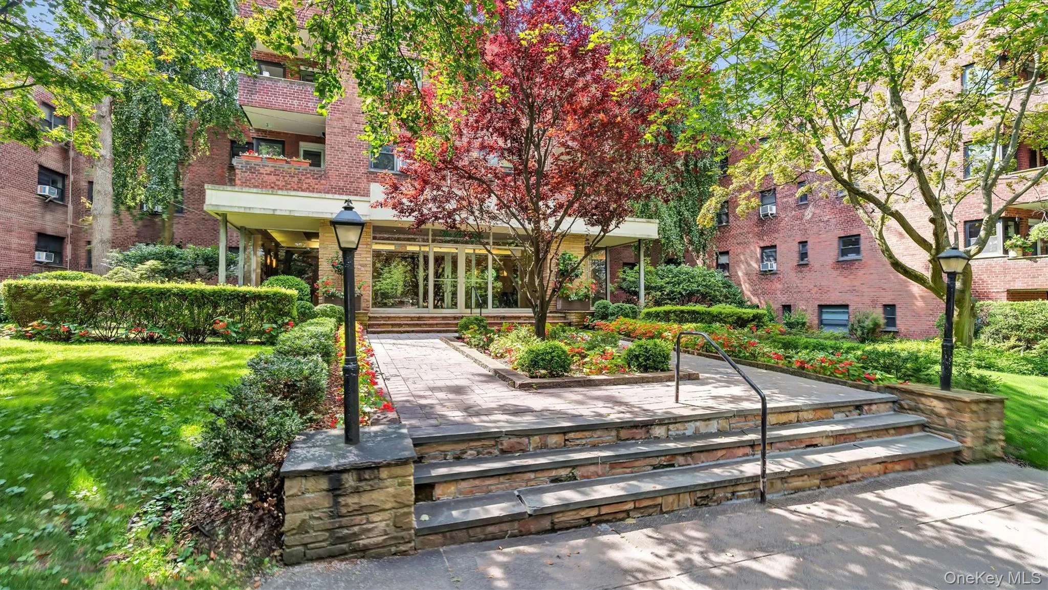 30 Grace Avenue, North Hempstead, NY, 1 Bedroom Bedrooms, 3 Rooms Rooms,1 BathroomBathrooms,Residential,For Rent,Grace,0,KEY1018790 30 Grace Avenue, North Hempstead, NY, 1 Bedroom Bedrooms, 3 Rooms Rooms,1 BathroomBathrooms,Residential,For Rent,Grace,0,KEY1018790