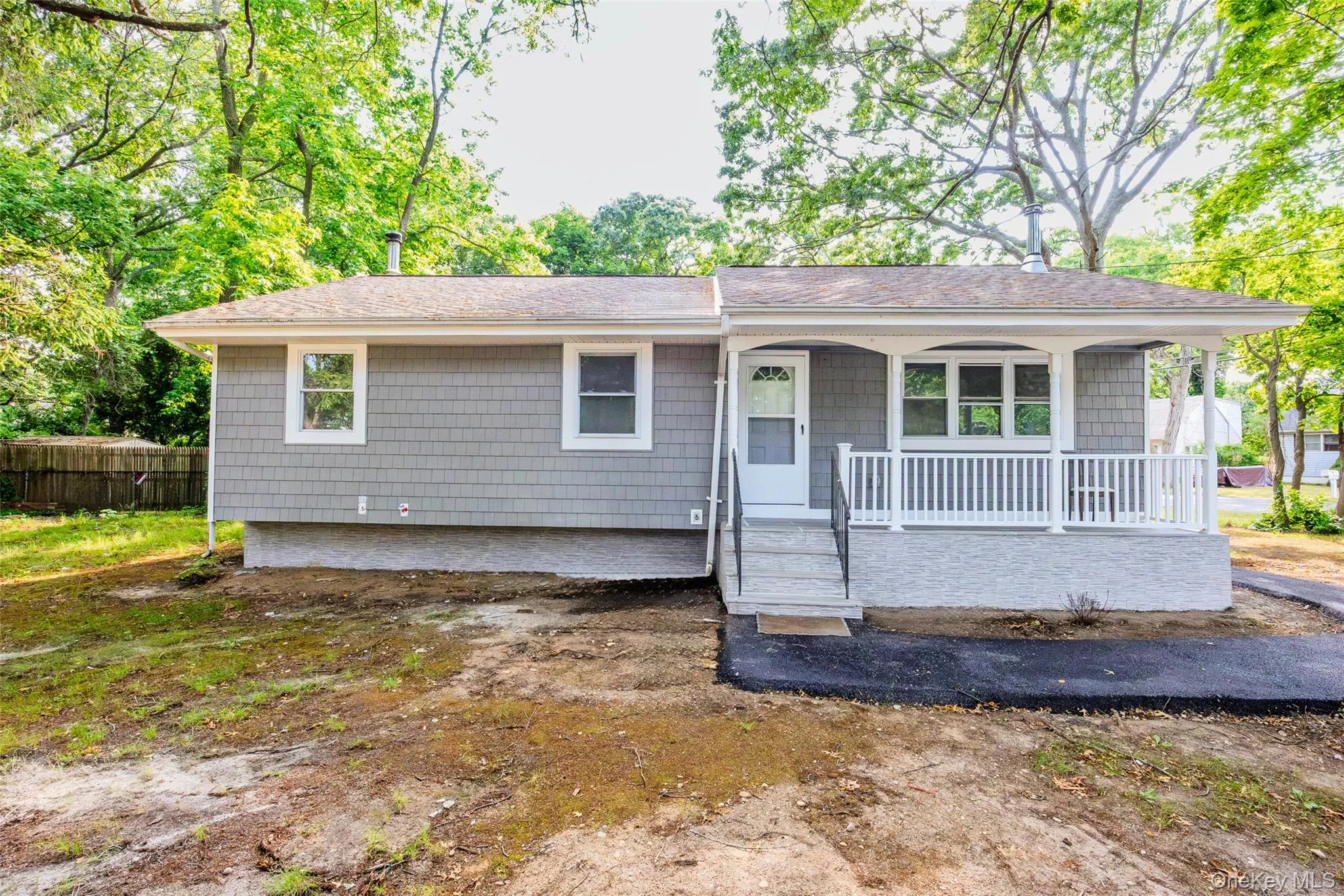 84 Flower Road, Brookhaven, NY, 3 Bedrooms Bedrooms, 10 Rooms Rooms,3 BathroomsBathrooms,Residential,For Rent,Flower,0,1018796 84 Flower Road, Brookhaven, NY, 3 Bedrooms Bedrooms, 10 Rooms Rooms,3 BathroomsBathrooms,Residential,For Rent,Flower,0,1018796