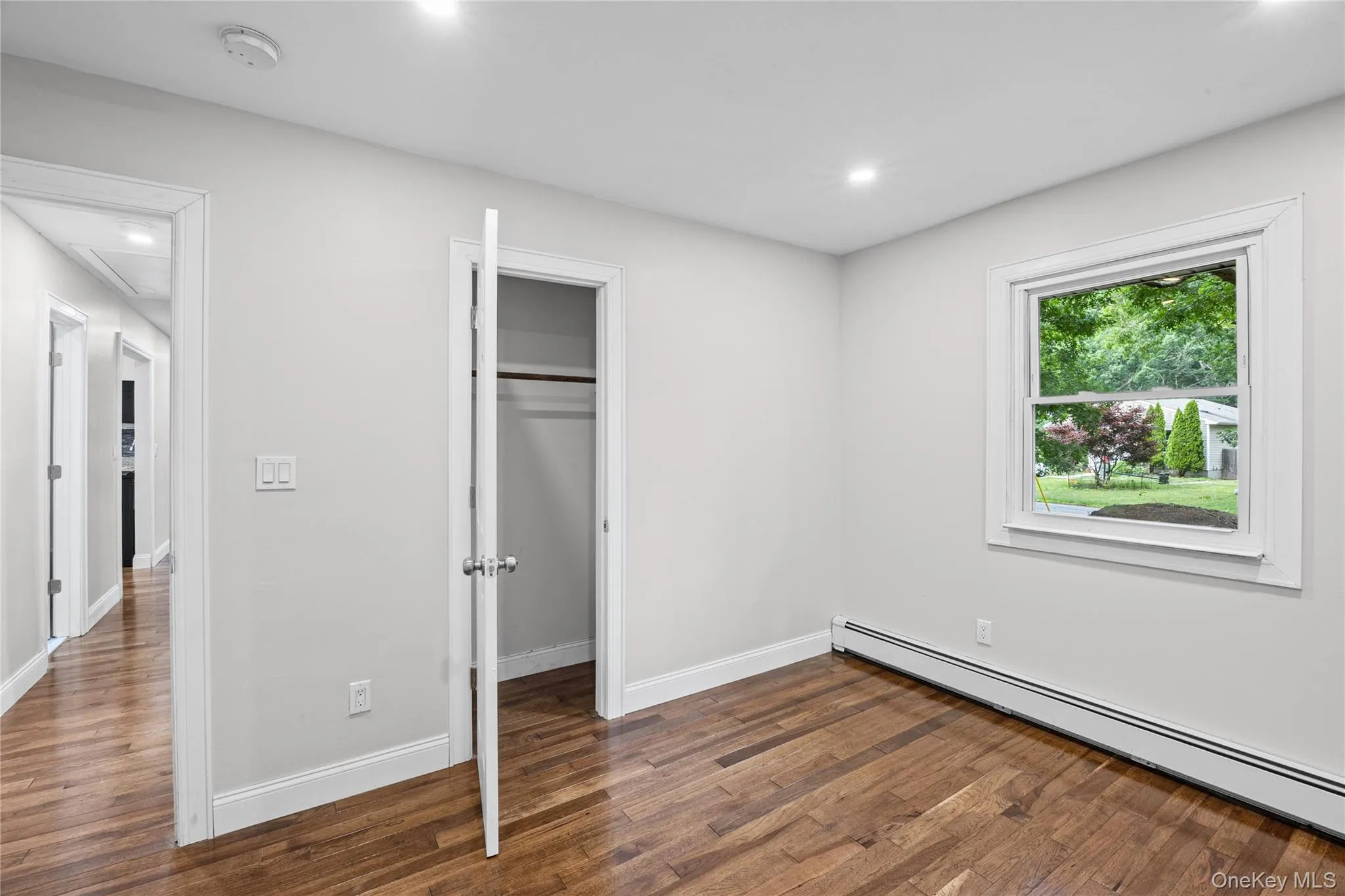 84 Flower Road, Brookhaven, NY, 3 Bedrooms Bedrooms, 10 Rooms Rooms,3 BathroomsBathrooms,Residential,For Rent,Flower,0,1018796 84 Flower Road, Brookhaven, NY, 3 Bedrooms Bedrooms, 10 Rooms Rooms,3 BathroomsBathrooms,Residential,For Rent,Flower,0,1018796