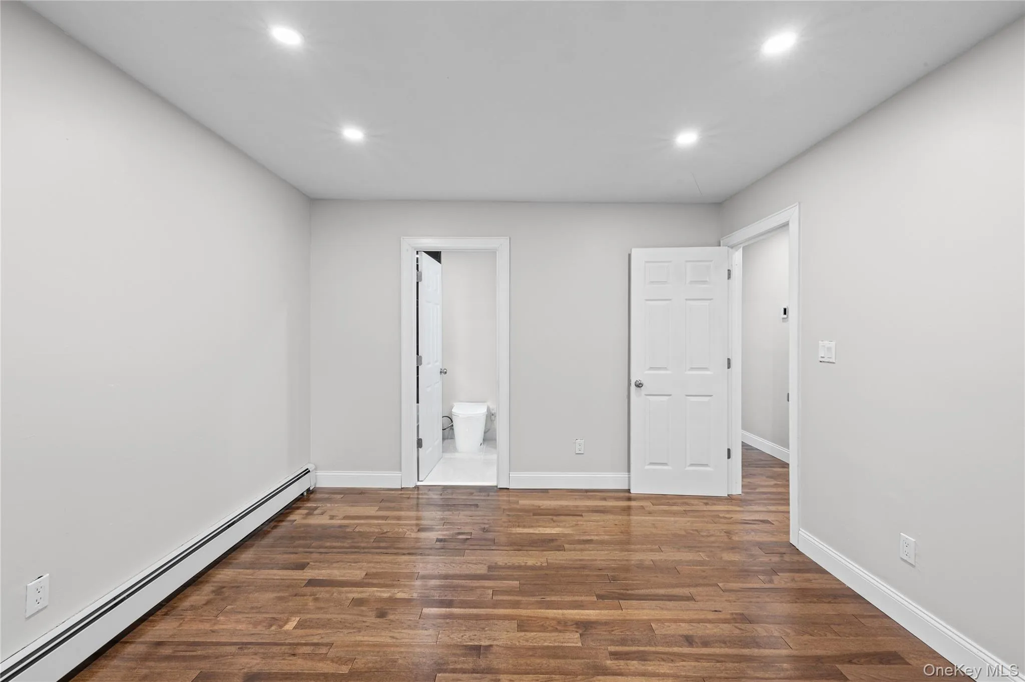 84 Flower Road, Brookhaven, NY, 3 Bedrooms Bedrooms, 10 Rooms Rooms,3 BathroomsBathrooms,Residential,For Rent,Flower,0,1018796 84 Flower Road, Brookhaven, NY, 3 Bedrooms Bedrooms, 10 Rooms Rooms,3 BathroomsBathrooms,Residential,For Rent,Flower,0,1018796