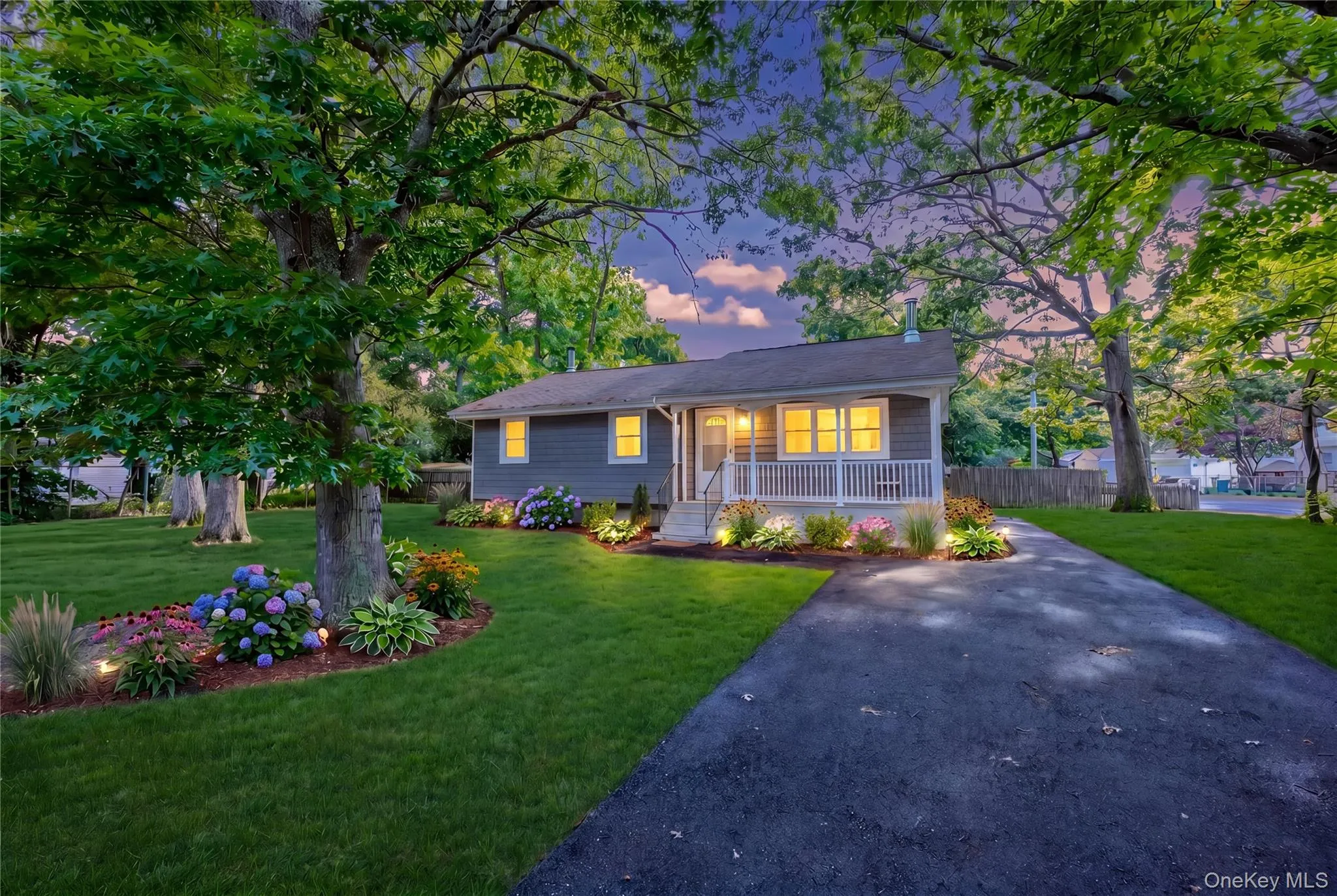 84 Flower Road, Brookhaven, NY, 3 Bedrooms Bedrooms, 10 Rooms Rooms,3 BathroomsBathrooms,Residential,For Rent,Flower,0,1018796 84 Flower Road, Brookhaven, NY, 3 Bedrooms Bedrooms, 10 Rooms Rooms,3 BathroomsBathrooms,Residential,For Rent,Flower,0,1018796