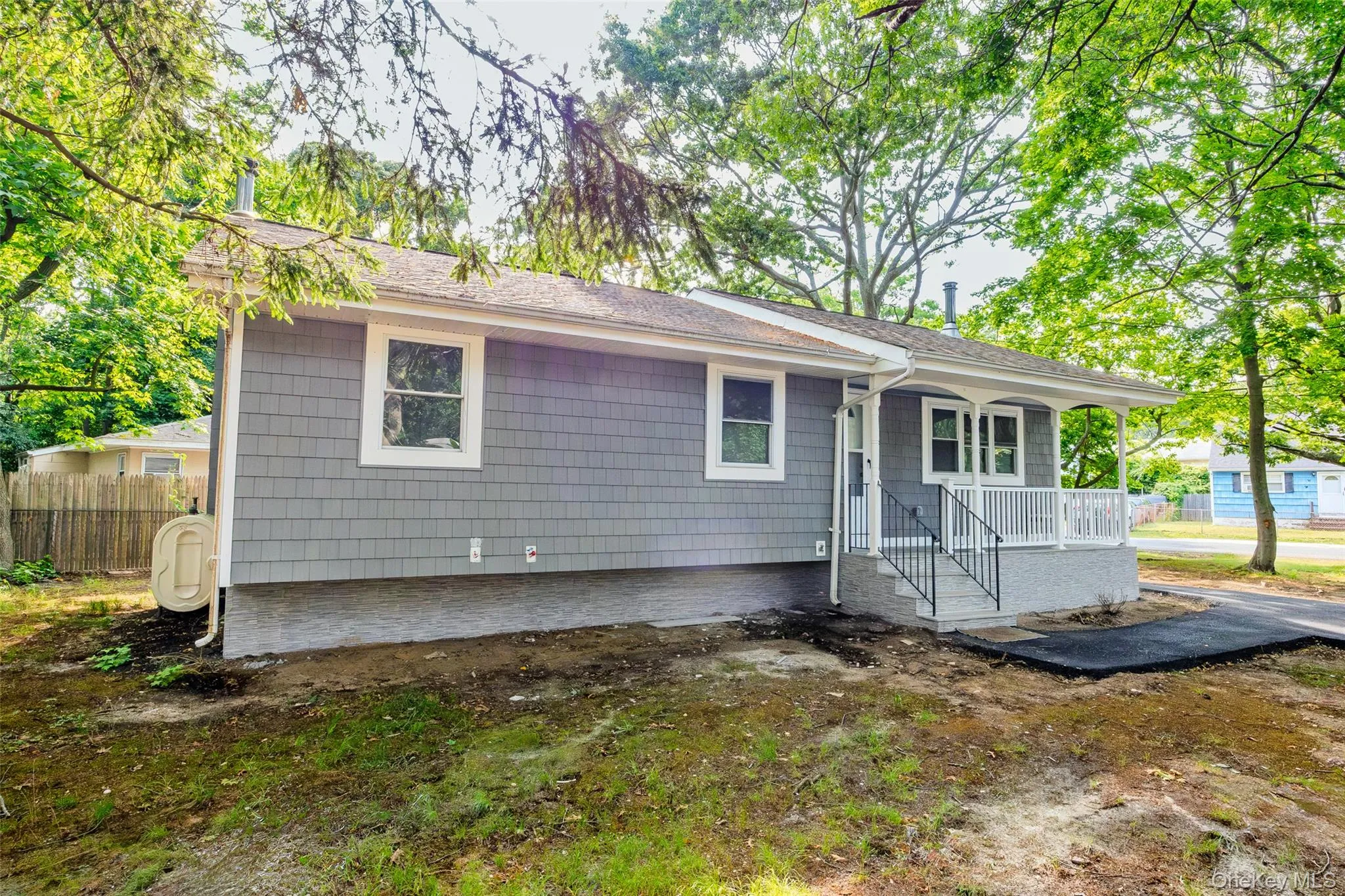 84 Flower Road, Brookhaven, NY, 3 Bedrooms Bedrooms, 10 Rooms Rooms,3 BathroomsBathrooms,Residential,For Rent,Flower,0,1018796 84 Flower Road, Brookhaven, NY, 3 Bedrooms Bedrooms, 10 Rooms Rooms,3 BathroomsBathrooms,Residential,For Rent,Flower,0,1018796