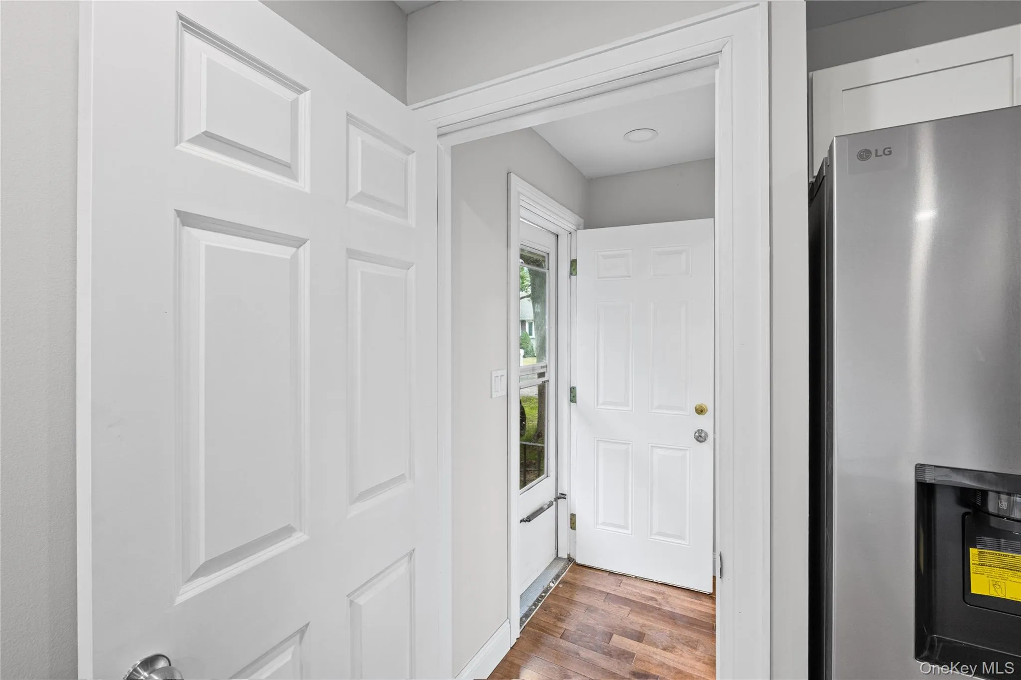 84 Flower Road, Brookhaven, NY, 3 Bedrooms Bedrooms, 10 Rooms Rooms,3 BathroomsBathrooms,Residential,For Rent,Flower,0,1018796 84 Flower Road, Brookhaven, NY, 3 Bedrooms Bedrooms, 10 Rooms Rooms,3 BathroomsBathrooms,Residential,For Rent,Flower,0,1018796