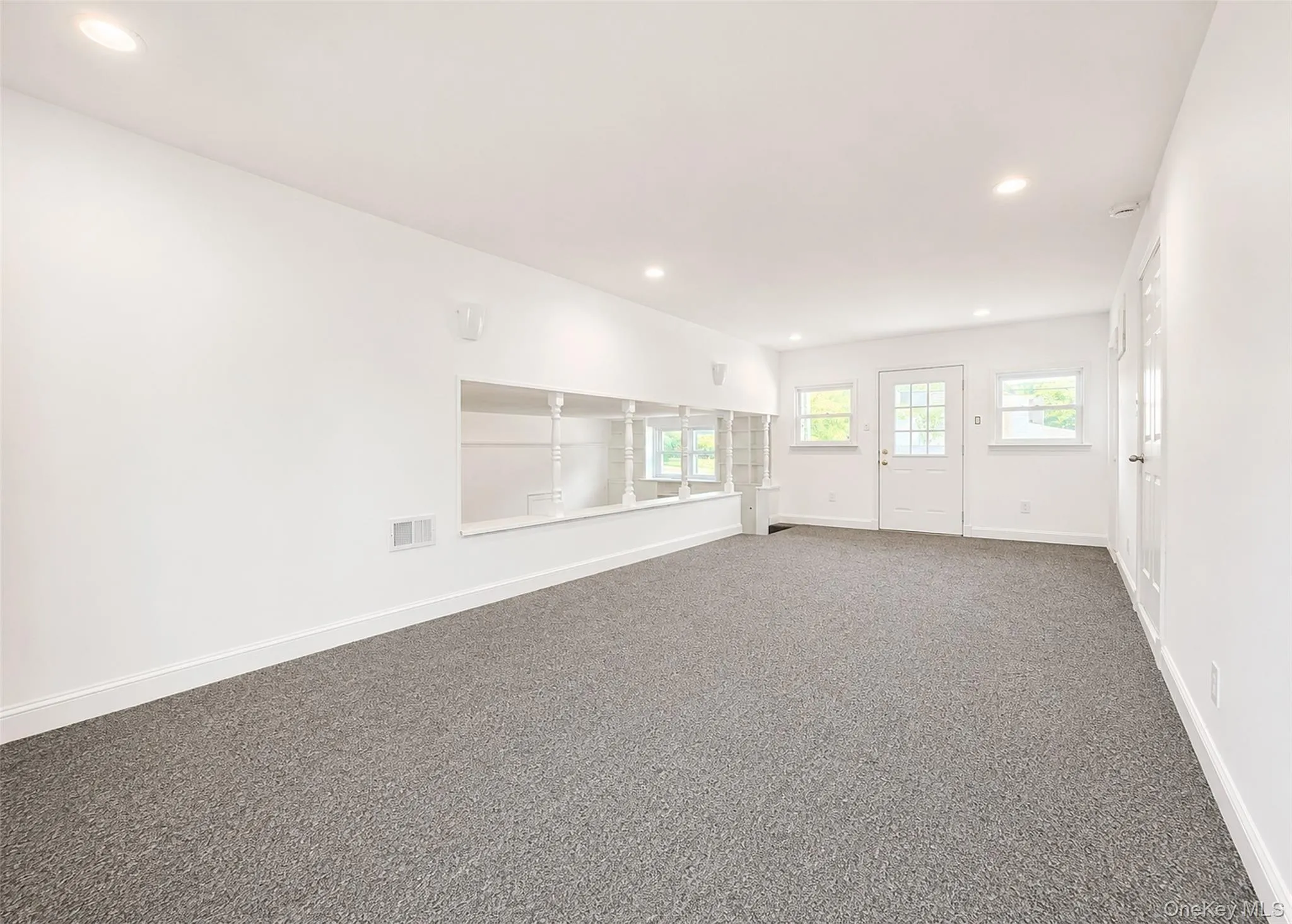 290 Eastwood Boulevard, Brookhaven, NY, 4 Bedrooms Bedrooms, 8 Rooms Rooms,2 BathroomsBathrooms,Residential,For Rent,Eastwood,0,1018799 290 Eastwood Boulevard, Brookhaven, NY, 4 Bedrooms Bedrooms, 8 Rooms Rooms,2 BathroomsBathrooms,Residential,For Rent,Eastwood,0,1018799