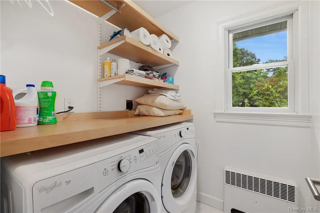 30 Palmer Lane, Mount Pleasant, NY, 3 Bedrooms Bedrooms, 8 Rooms Rooms,2 BathroomsBathrooms,Residential Lease,For Rent,Palmer,0,1018805 30 Palmer Lane, Mount Pleasant, NY, 3 Bedrooms Bedrooms, 8 Rooms Rooms,2 BathroomsBathrooms,Residential Lease,For Rent,Palmer,0,1018805
