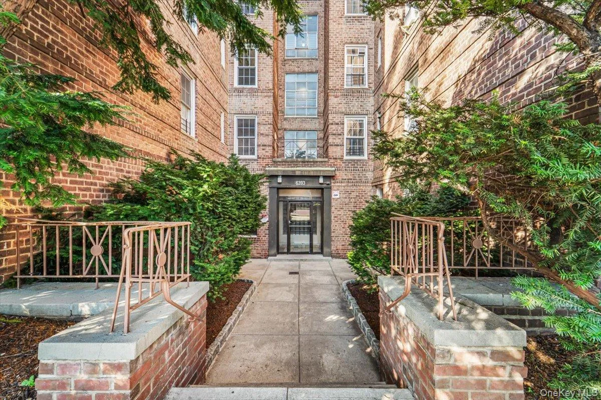 6393 Woodhaven Boulevard, New York, NY, 1 Bedroom Bedrooms, 3 Rooms Rooms,1 BathroomBathrooms,Residential,For Rent,Woodhaven,0,KEY1018806 6393 Woodhaven Boulevard, New York, NY, 1 Bedroom Bedrooms, 3 Rooms Rooms,1 BathroomBathrooms,Residential,For Rent,Woodhaven,0,KEY1018806