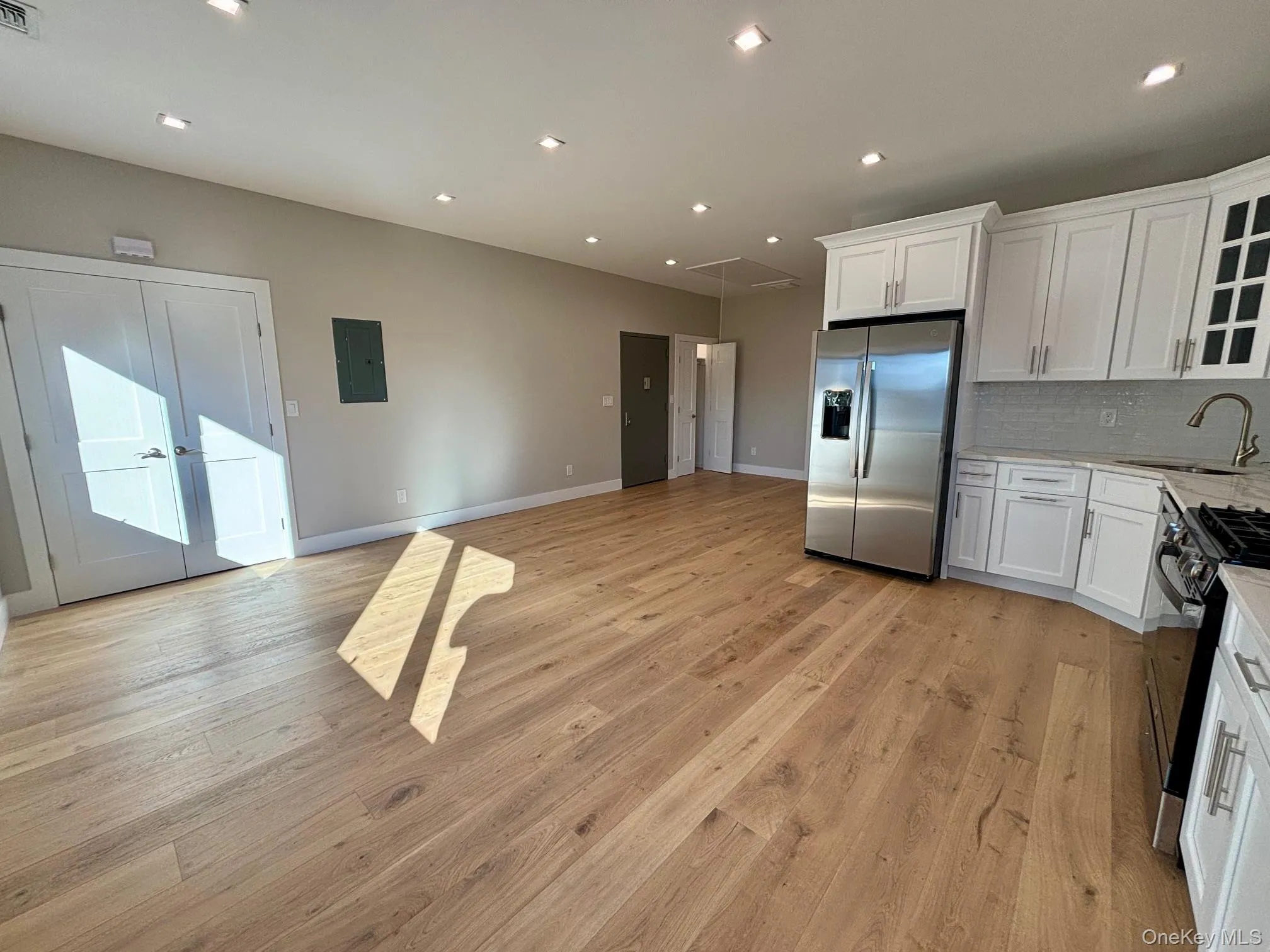 163 Harrison Avenue, North Hempstead, NY, 2 Bedrooms Bedrooms, 4 Rooms Rooms,1 BathroomBathrooms,Residential Lease,For Rent,Harrison,0,KEY1018807 163 Harrison Avenue, North Hempstead, NY, 2 Bedrooms Bedrooms, 4 Rooms Rooms,1 BathroomBathrooms,Residential Lease,For Rent,Harrison,0,KEY1018807