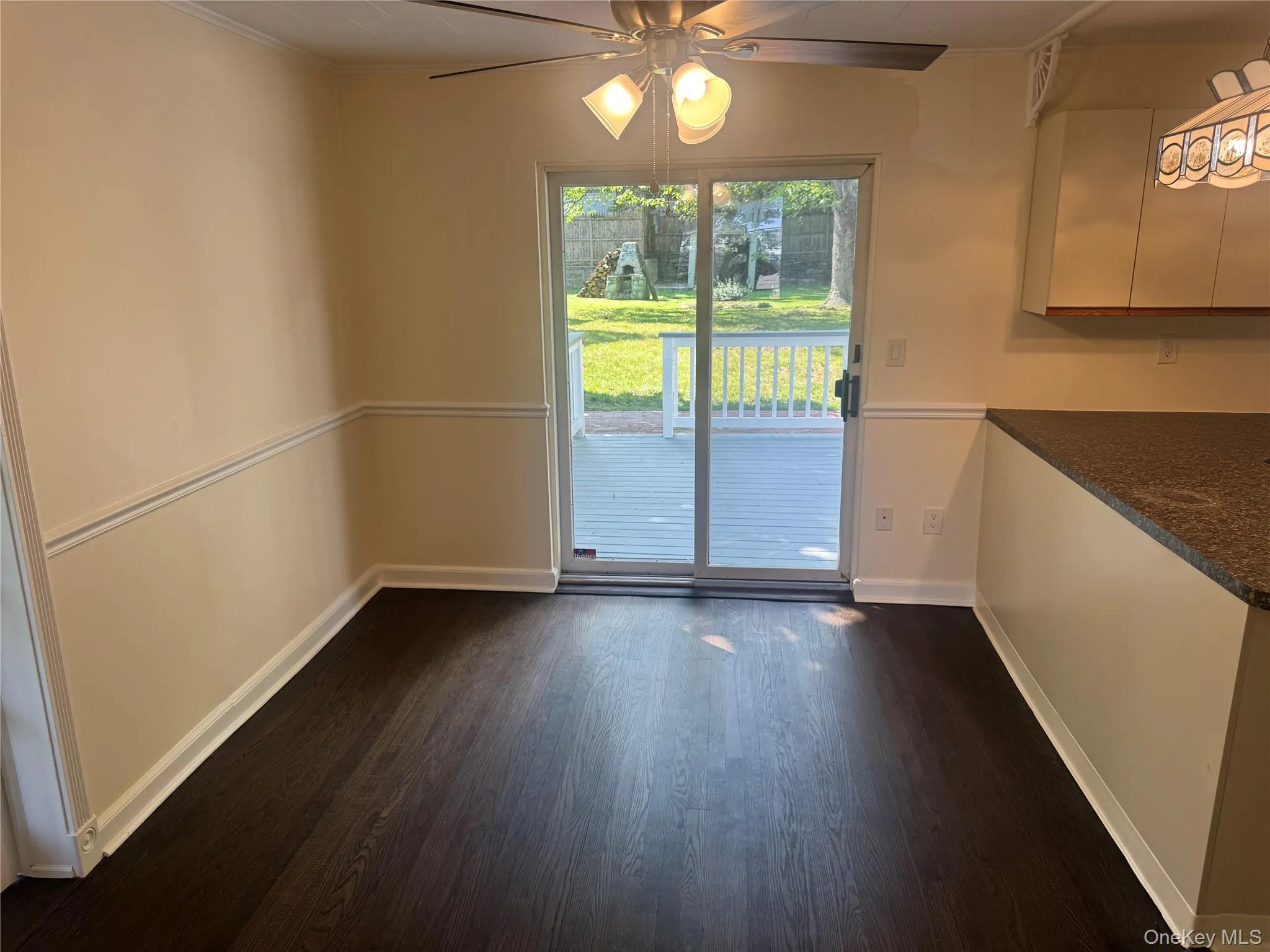 27 Keogh Lane, New Rochelle, NY, 3 Bedrooms Bedrooms, 7 Rooms Rooms,1 BathroomBathrooms,Residential Lease,For Rent,Keogh,0,1018808 27 Keogh Lane, New Rochelle, NY, 3 Bedrooms Bedrooms, 7 Rooms Rooms,1 BathroomBathrooms,Residential Lease,For Rent,Keogh,0,1018808
