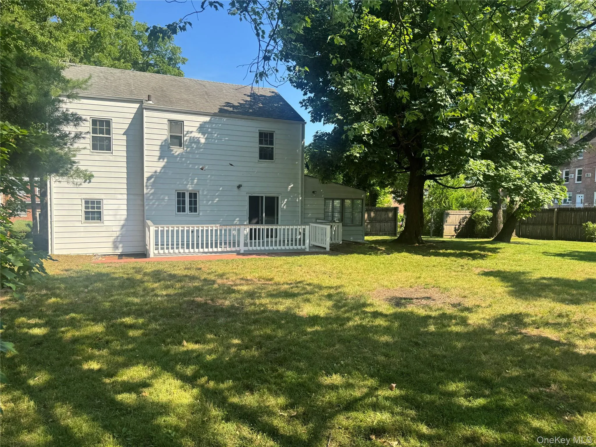 27 Keogh Lane, New Rochelle, NY, 3 Bedrooms Bedrooms, 7 Rooms Rooms,1 BathroomBathrooms,Residential Lease,For Rent,Keogh,0,1018808 27 Keogh Lane, New Rochelle, NY, 3 Bedrooms Bedrooms, 7 Rooms Rooms,1 BathroomBathrooms,Residential Lease,For Rent,Keogh,0,1018808