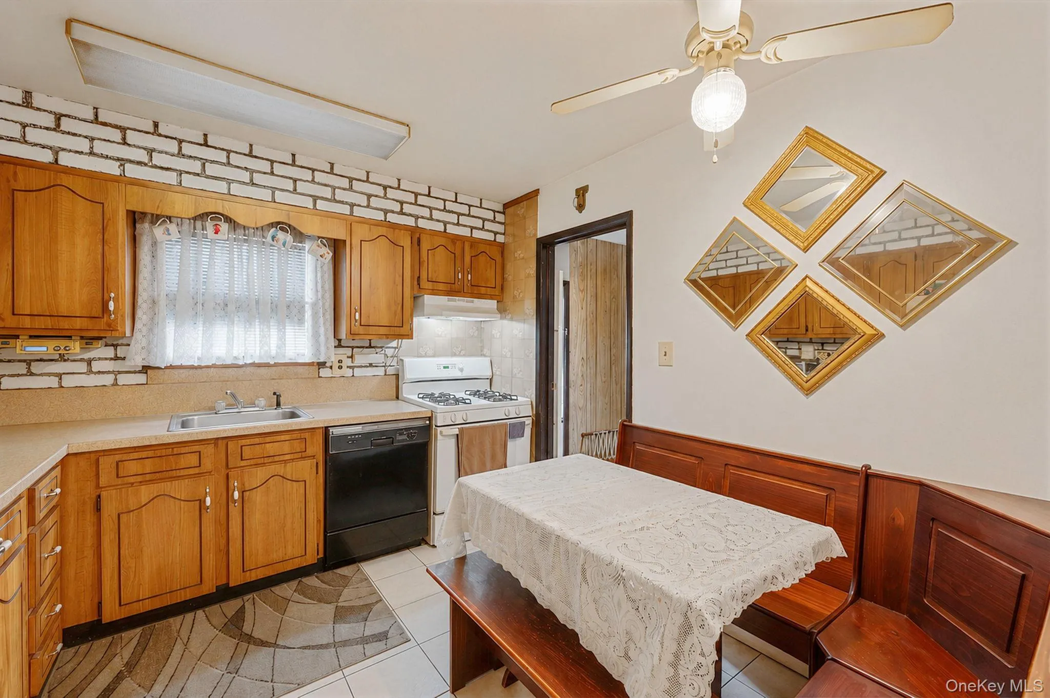 119 Chanel Drive, Brookhaven, NY, 3 Bedrooms Bedrooms, 8 Rooms Rooms,2 BathroomsBathrooms,Residential,For Rent,Chanel,0,1018809 119 Chanel Drive, Brookhaven, NY, 3 Bedrooms Bedrooms, 8 Rooms Rooms,2 BathroomsBathrooms,Residential,For Rent,Chanel,0,1018809