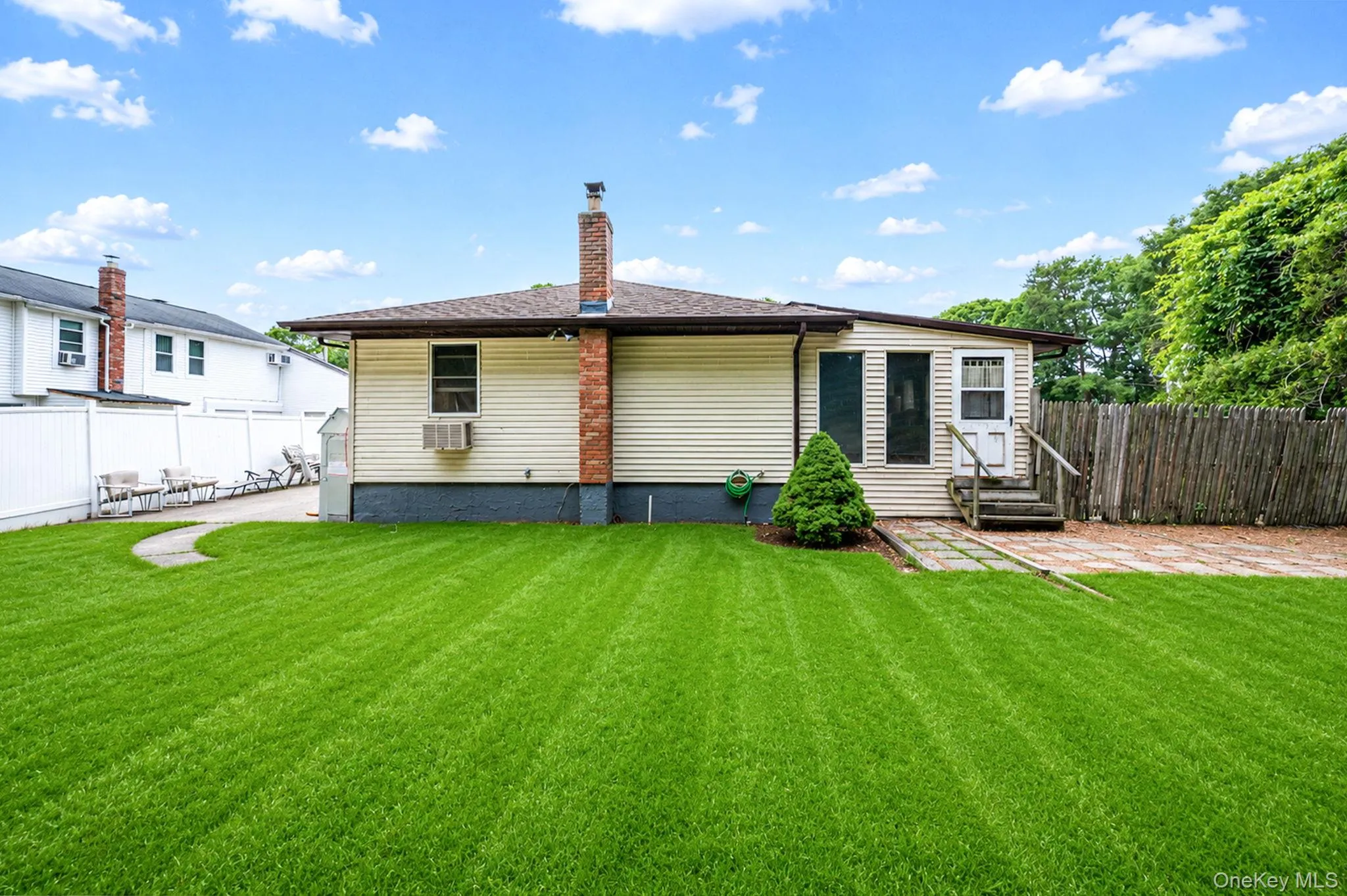 119 Chanel Drive, Brookhaven, NY, 3 Bedrooms Bedrooms, 8 Rooms Rooms,2 BathroomsBathrooms,Residential,For Rent,Chanel,0,1018809 119 Chanel Drive, Brookhaven, NY, 3 Bedrooms Bedrooms, 8 Rooms Rooms,2 BathroomsBathrooms,Residential,For Rent,Chanel,0,1018809