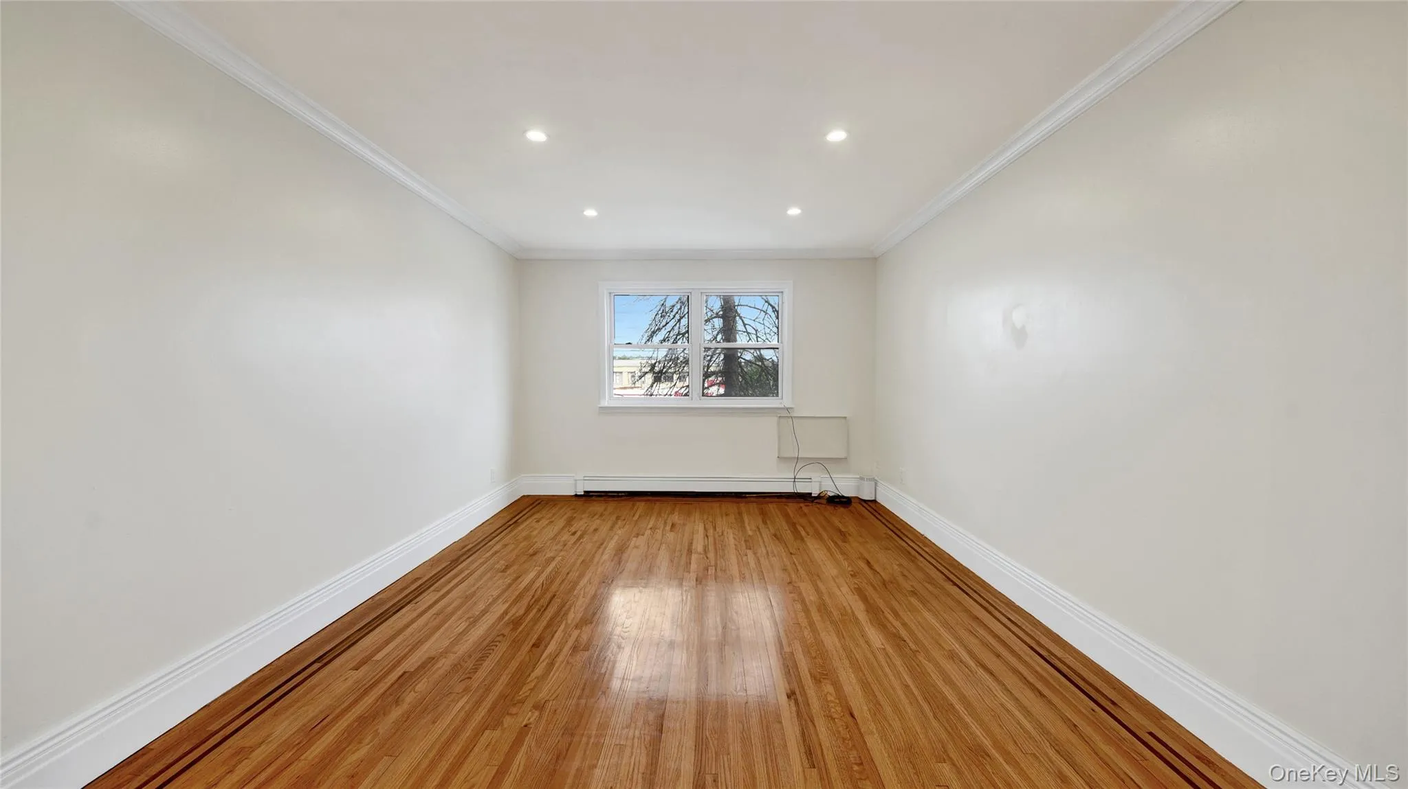 4392 Carpenter apt #2 Avenue, New York, NY, 3 Bedrooms Bedrooms, 7 Rooms Rooms,1 BathroomBathrooms,Residential Lease,For Rent,Carpenter apt #2,0,KEY1018815 4392 Carpenter apt #2 Avenue, New York, NY, 3 Bedrooms Bedrooms, 7 Rooms Rooms,1 BathroomBathrooms,Residential Lease,For Rent,Carpenter apt #2,0,KEY1018815