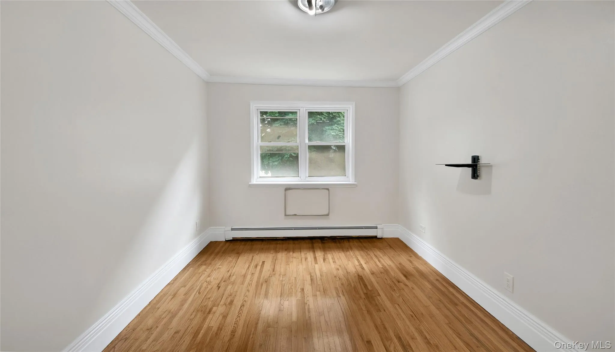 4392 Carpenter apt #2 Avenue, New York, NY, 3 Bedrooms Bedrooms, 7 Rooms Rooms,1 BathroomBathrooms,Residential Lease,For Rent,Carpenter apt #2,0,KEY1018815 4392 Carpenter apt #2 Avenue, New York, NY, 3 Bedrooms Bedrooms, 7 Rooms Rooms,1 BathroomBathrooms,Residential Lease,For Rent,Carpenter apt #2,0,KEY1018815