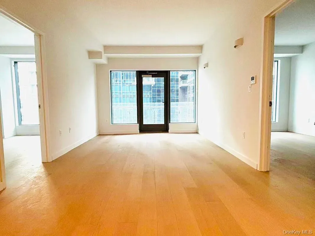 3371 Prince Street, New York, NY, 2 Bedrooms Bedrooms, 5 Rooms Rooms,2 BathroomsBathrooms,Residential Lease,For Rent,Prince,0,KEY1018817 3371 Prince Street, New York, NY, 2 Bedrooms Bedrooms, 5 Rooms Rooms,2 BathroomsBathrooms,Residential Lease,For Rent,Prince,0,KEY1018817