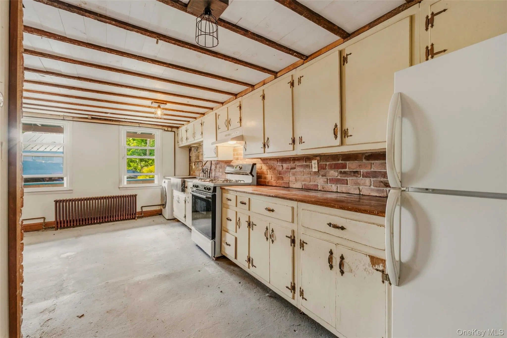 33 Mile Hill Road, Ulster, NY, 2 Bedrooms Bedrooms, 5 Rooms Rooms,1 BathroomBathrooms,Residential,For Rent,Mile Hill,0,1018818 33 Mile Hill Road, Ulster, NY, 2 Bedrooms Bedrooms, 5 Rooms Rooms,1 BathroomBathrooms,Residential,For Rent,Mile Hill,0,1018818