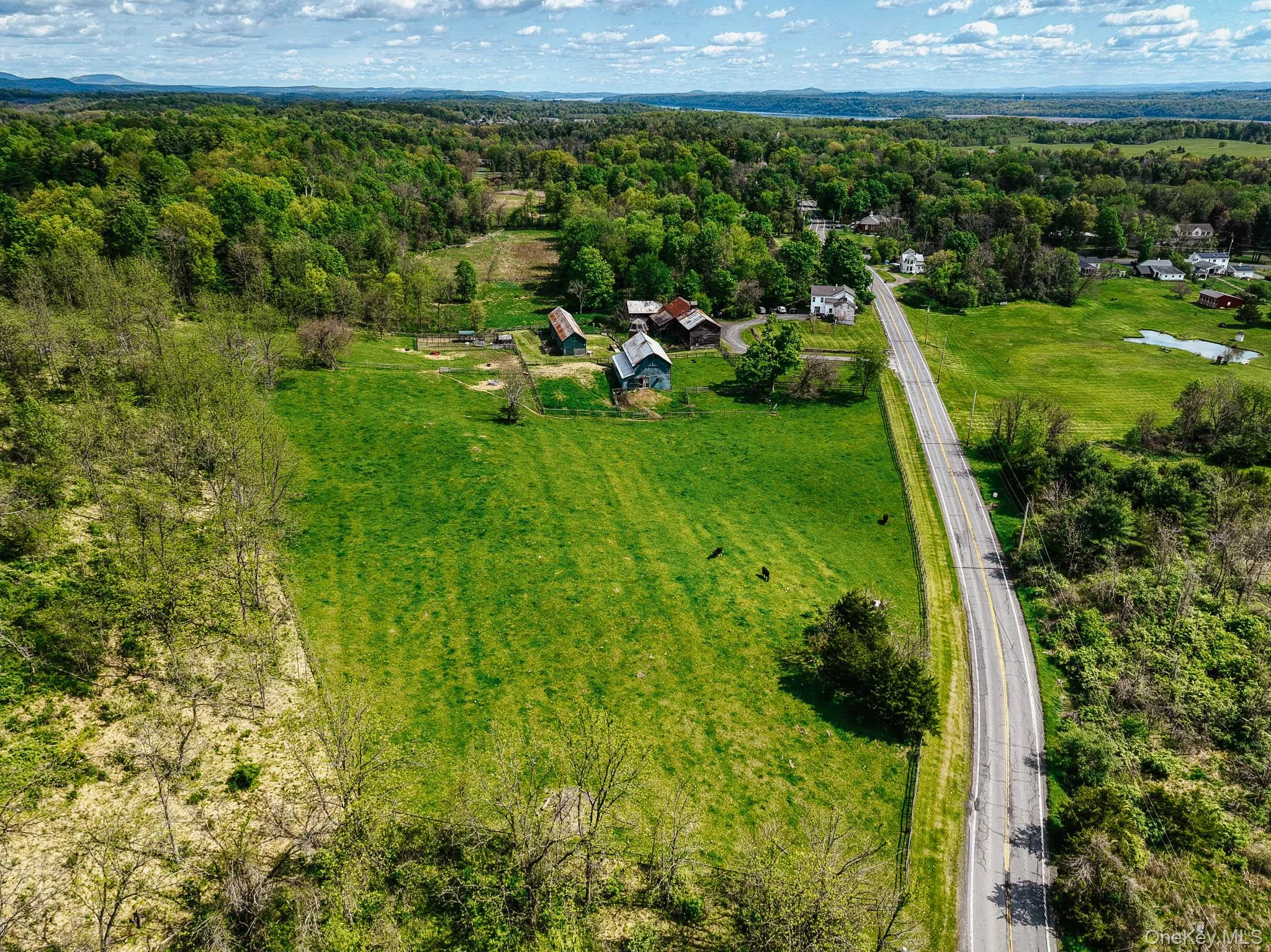 1693 Route 32, Ulster, NY, 3 Bedrooms Bedrooms, 12 Rooms Rooms,2 BathroomsBathrooms,Residential,For Rent,Route 32,0,1018821 1693 Route 32, Ulster, NY, 3 Bedrooms Bedrooms, 12 Rooms Rooms,2 BathroomsBathrooms,Residential,For Rent,Route 32,0,1018821