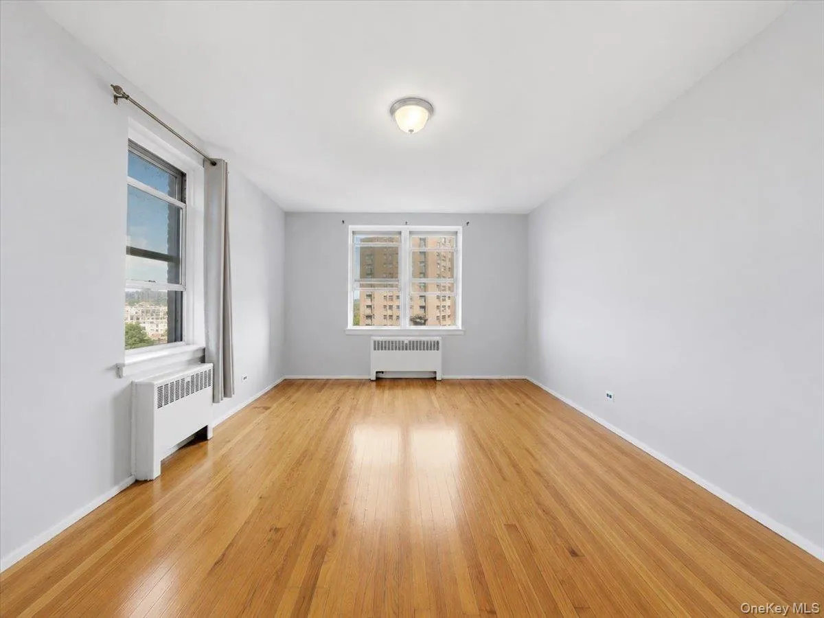 2630 Kingsbridge terrace, New York, NY, 1 Bedroom Bedrooms, 4 Rooms Rooms,1 BathroomBathrooms,Residential,For Rent,Kingsbridge terrace,0,1018823 2630 Kingsbridge terrace, New York, NY, 1 Bedroom Bedrooms, 4 Rooms Rooms,1 BathroomBathrooms,Residential,For Rent,Kingsbridge terrace,0,1018823