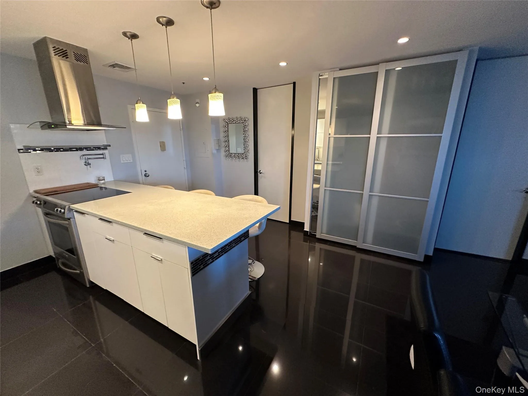 360 Shore Road, Long Beach, NY, 1 Bedroom Bedrooms, 3 Rooms Rooms,1 BathroomBathrooms,Residential,For Rent,Shore,0,KEY1018828 360 Shore Road, Long Beach, NY, 1 Bedroom Bedrooms, 3 Rooms Rooms,1 BathroomBathrooms,Residential,For Rent,Shore,0,KEY1018828