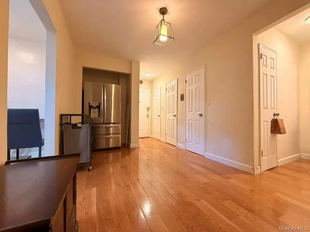 85-14 Broadway, New York, NY, 1 Bedroom Bedrooms, 3 Rooms Rooms,1 BathroomBathrooms,Residential,For Rent,Broadway,0,KEY1018829 85-14 Broadway, New York, NY, 1 Bedroom Bedrooms, 3 Rooms Rooms,1 BathroomBathrooms,Residential,For Rent,Broadway,0,KEY1018829