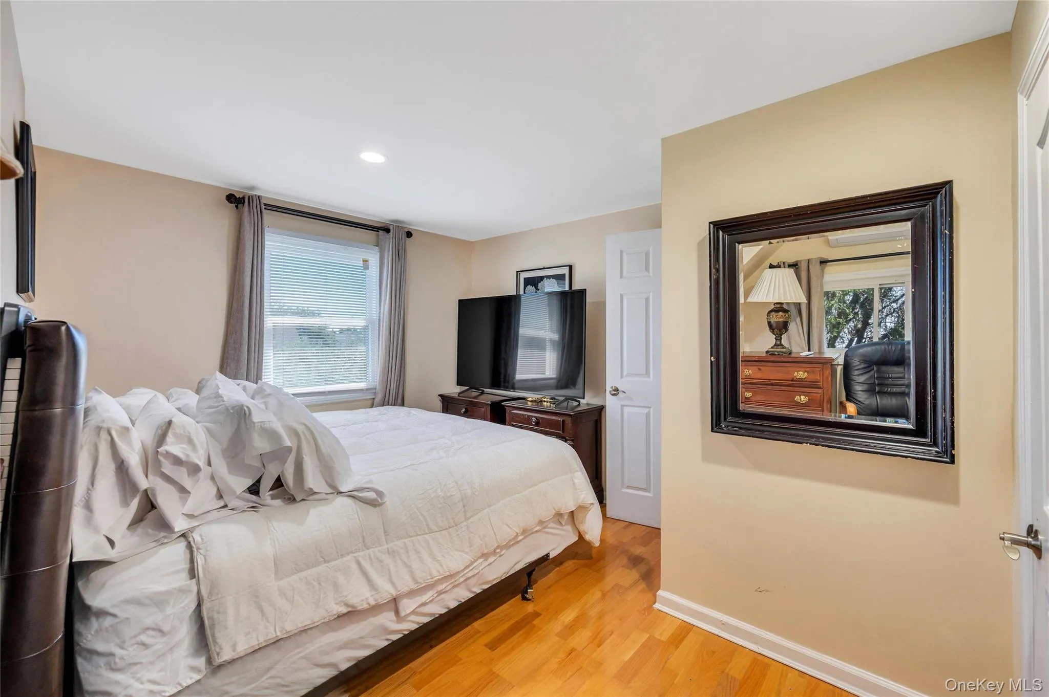 26 Picture Lane, Oyster Bay, NY, 5 Bedrooms Bedrooms, 14 Rooms Rooms,3 BathroomsBathrooms,Residential,For Rent,Picture,0,KEY1018831 26 Picture Lane, Oyster Bay, NY, 5 Bedrooms Bedrooms, 14 Rooms Rooms,3 BathroomsBathrooms,Residential,For Rent,Picture,0,KEY1018831
