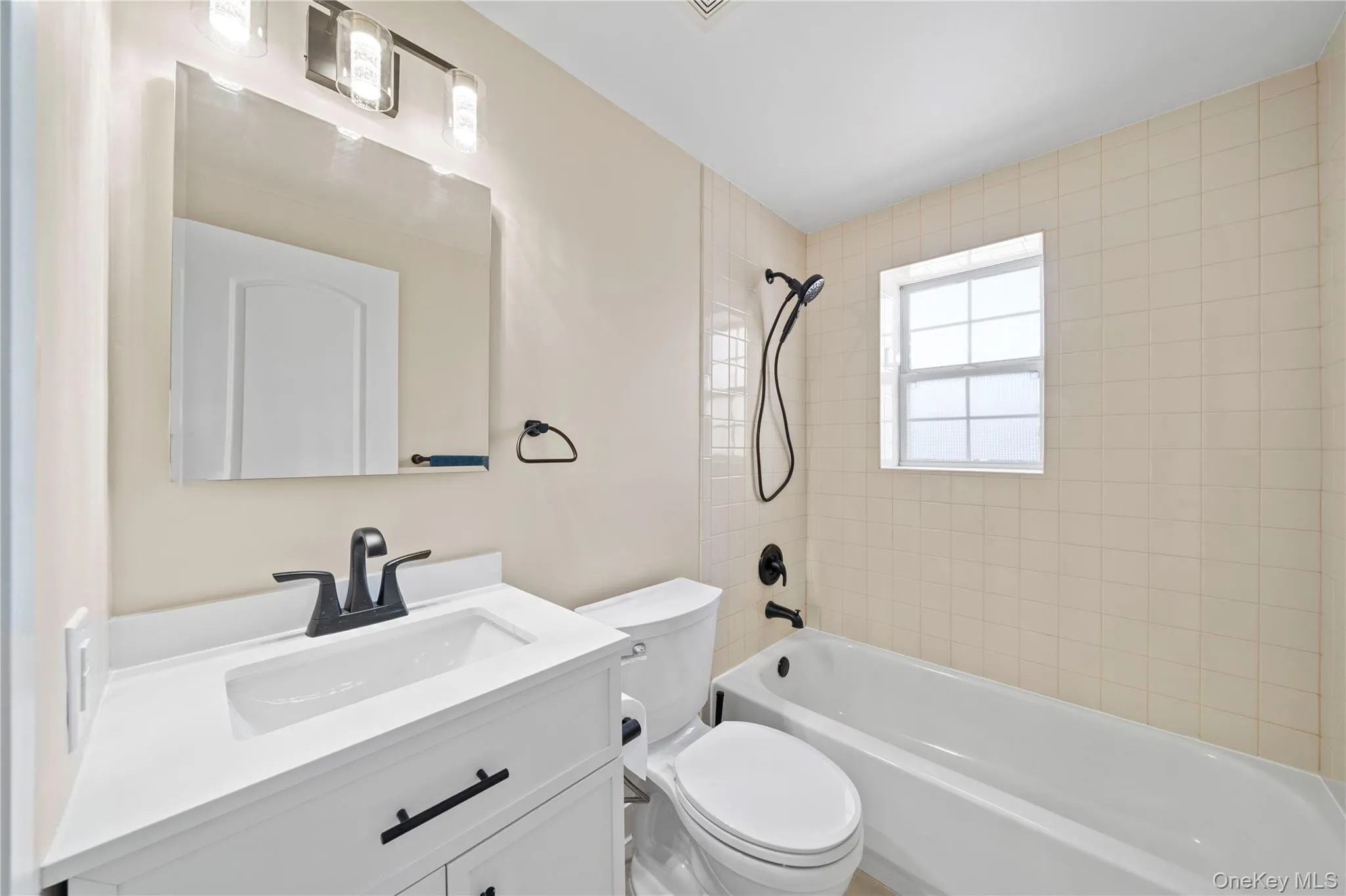 195 Beach 60th Street, New York, NY, 5 Bedrooms Bedrooms, 10 Rooms Rooms,3 BathroomsBathrooms,Residential,For Rent,Beach 60th,0,KEY1018834 195 Beach 60th Street, New York, NY, 5 Bedrooms Bedrooms, 10 Rooms Rooms,3 BathroomsBathrooms,Residential,For Rent,Beach 60th,0,KEY1018834